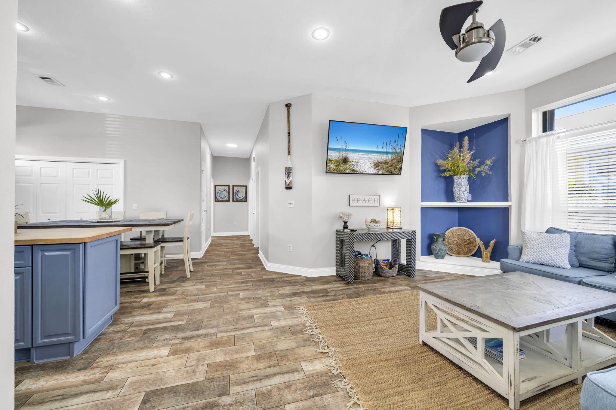 MARAVILLA COTTAGES - Residential
