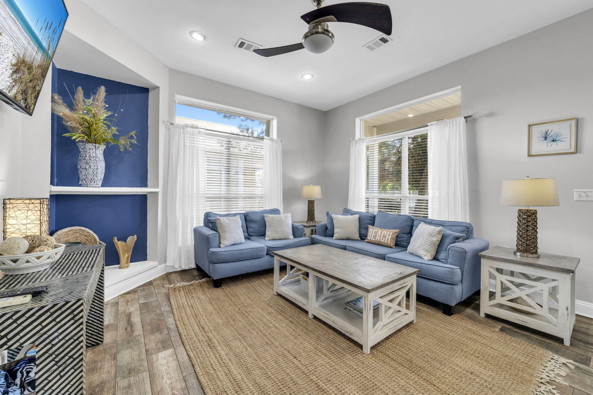 MARAVILLA COTTAGES - Residential