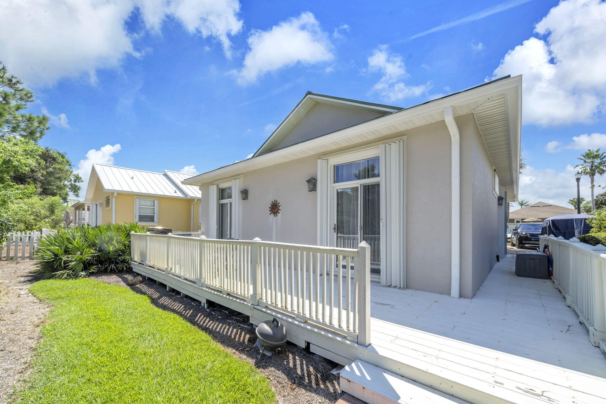 MARAVILLA COTTAGES - Residential