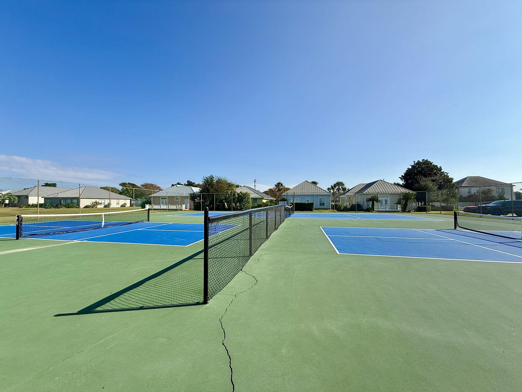 MARAVILLA COTTAGES - Residential