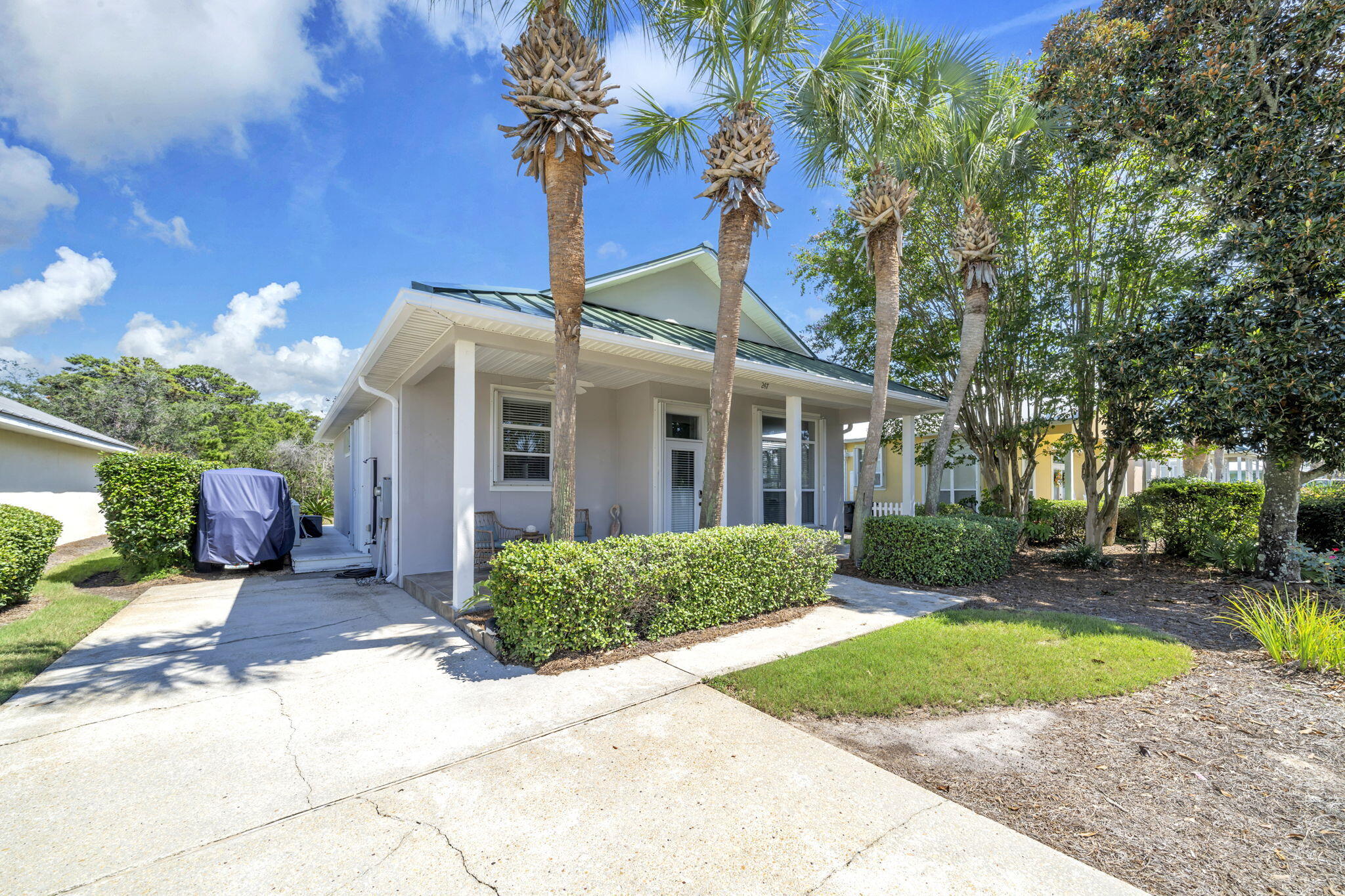 MARAVILLA COTTAGES - Residential