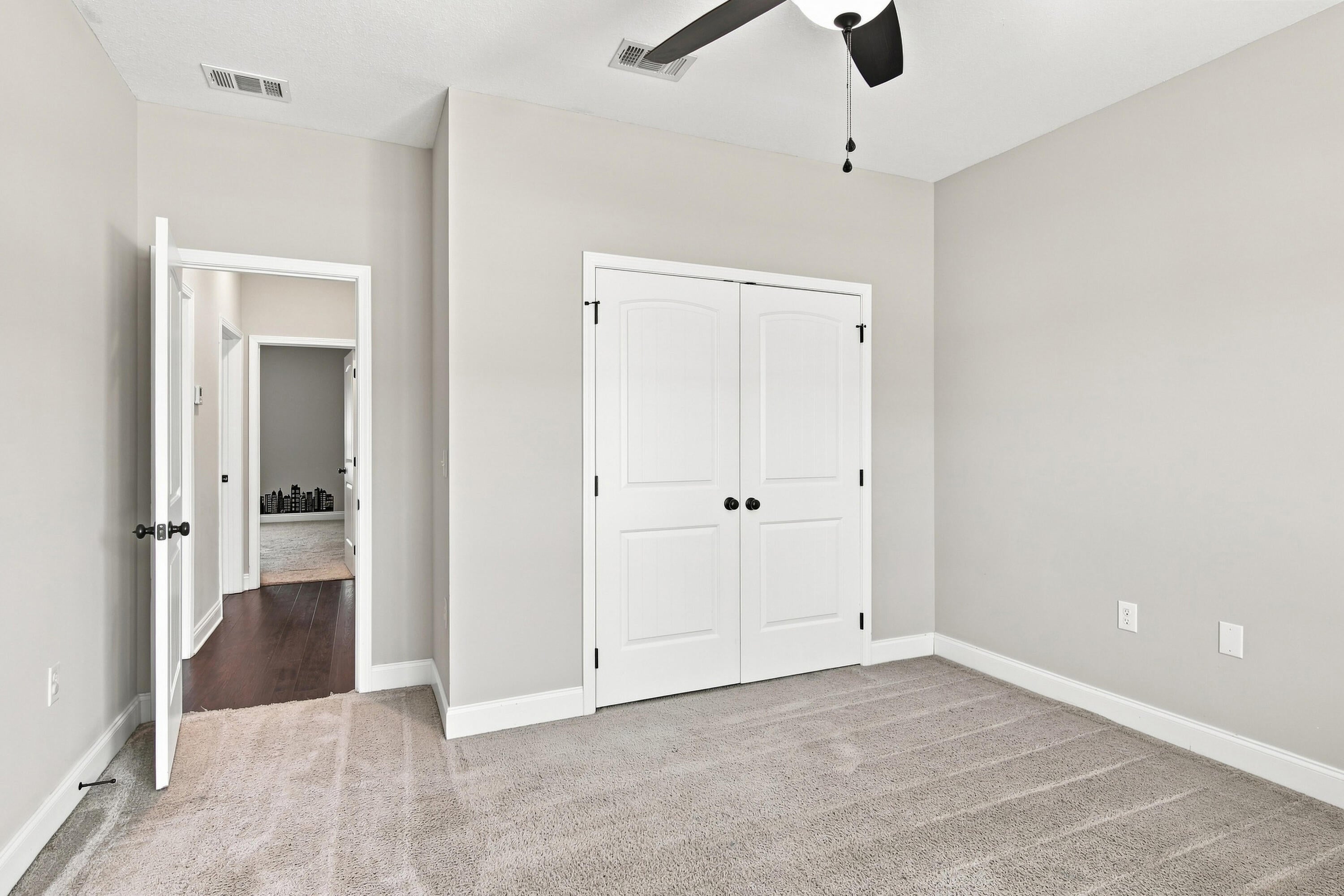 TIMBERLAND RIDGE - Residential