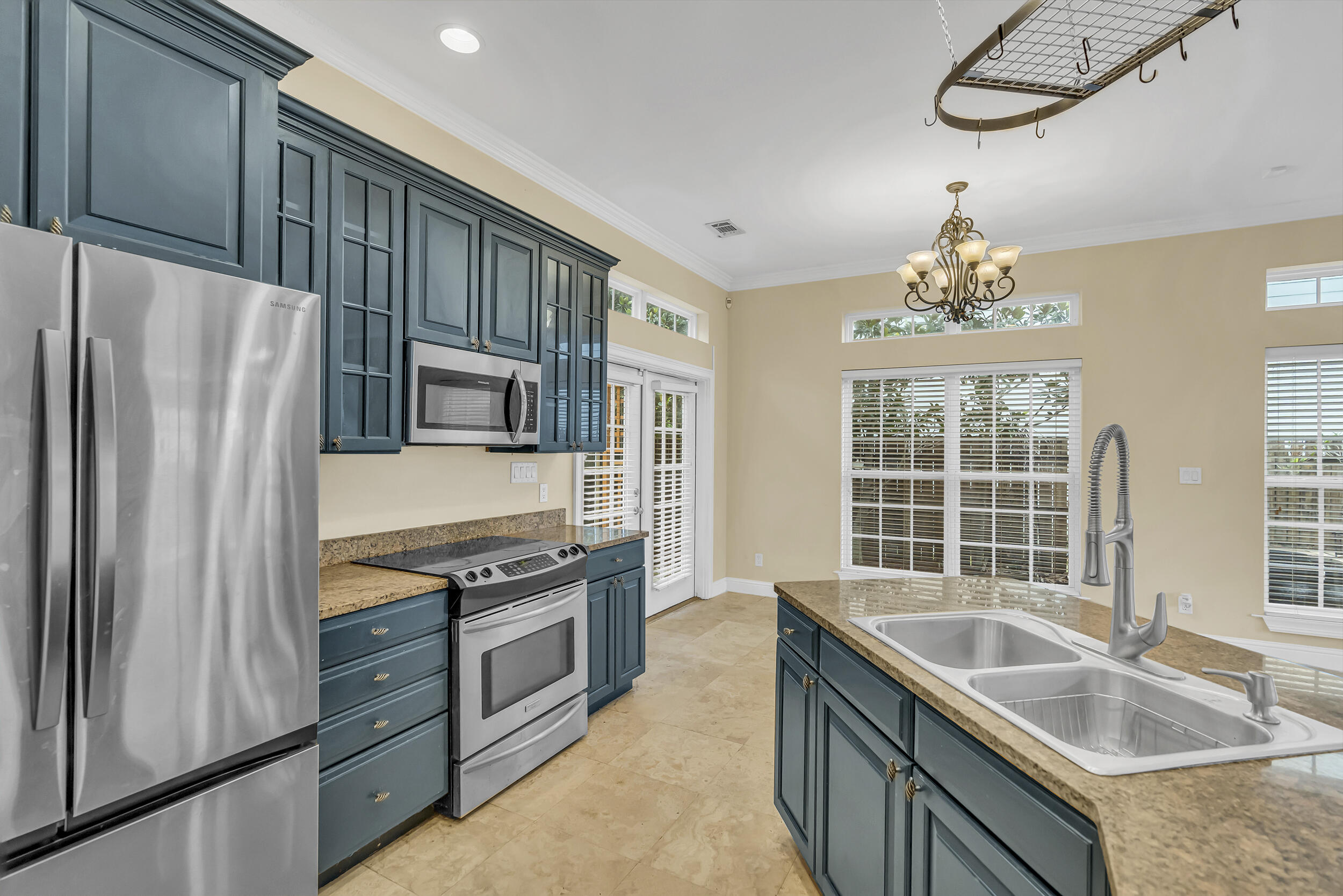 MACK BAYOU ESTATES - Residential