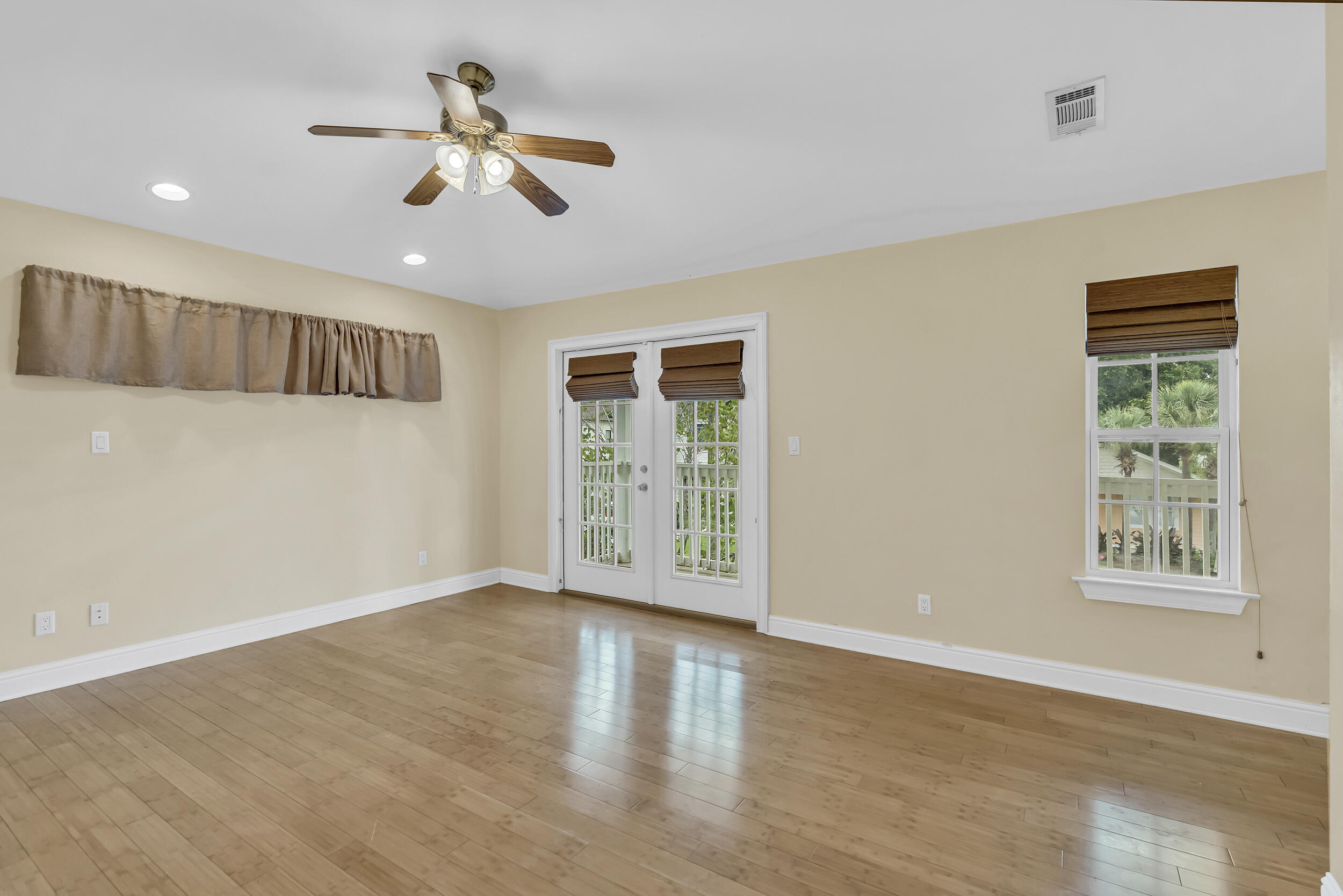 MACK BAYOU ESTATES - Residential