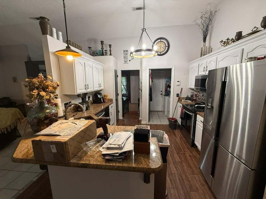 ASHWOOD - Residential