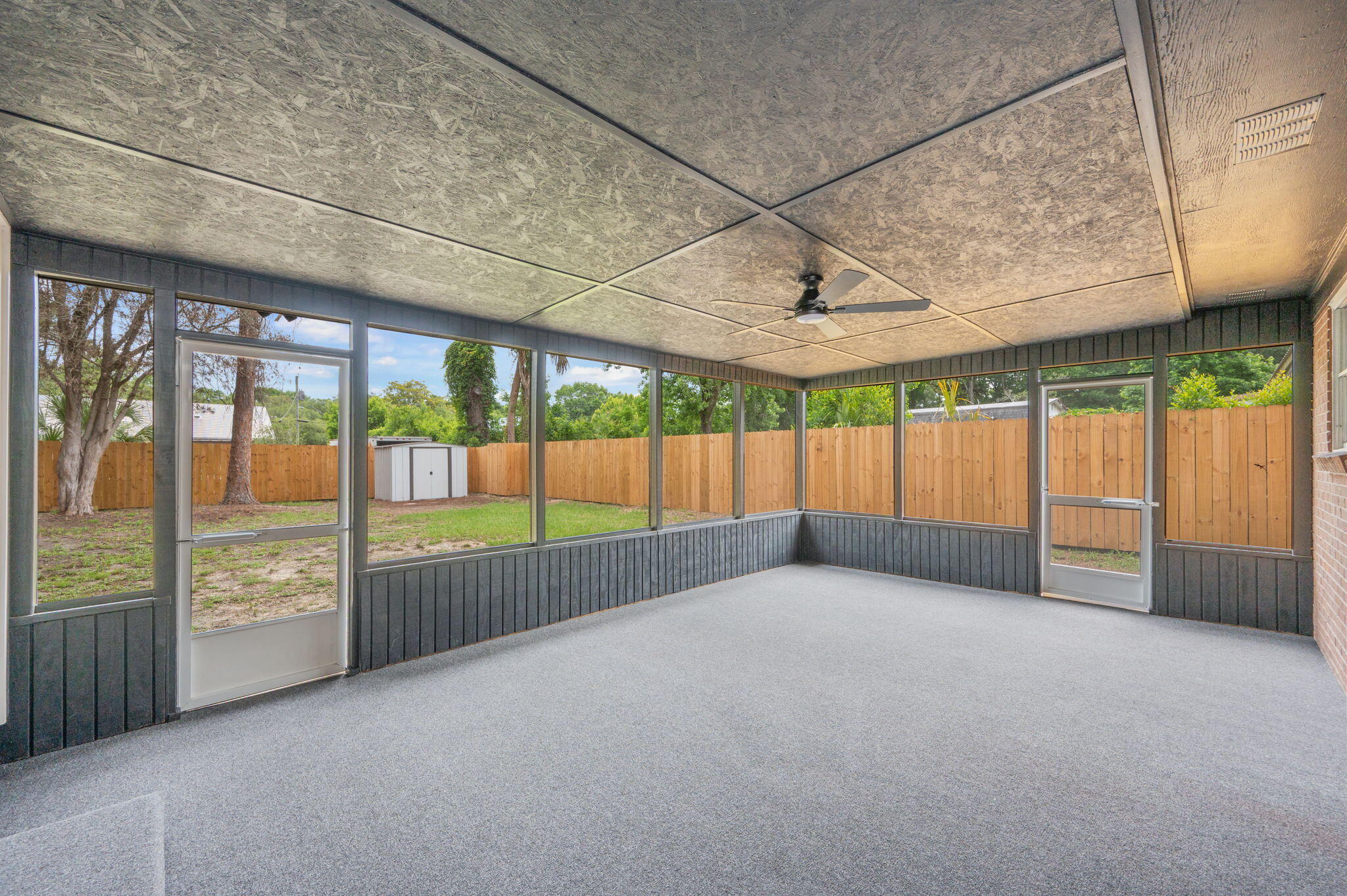COLONIAL ESTATES - Residential