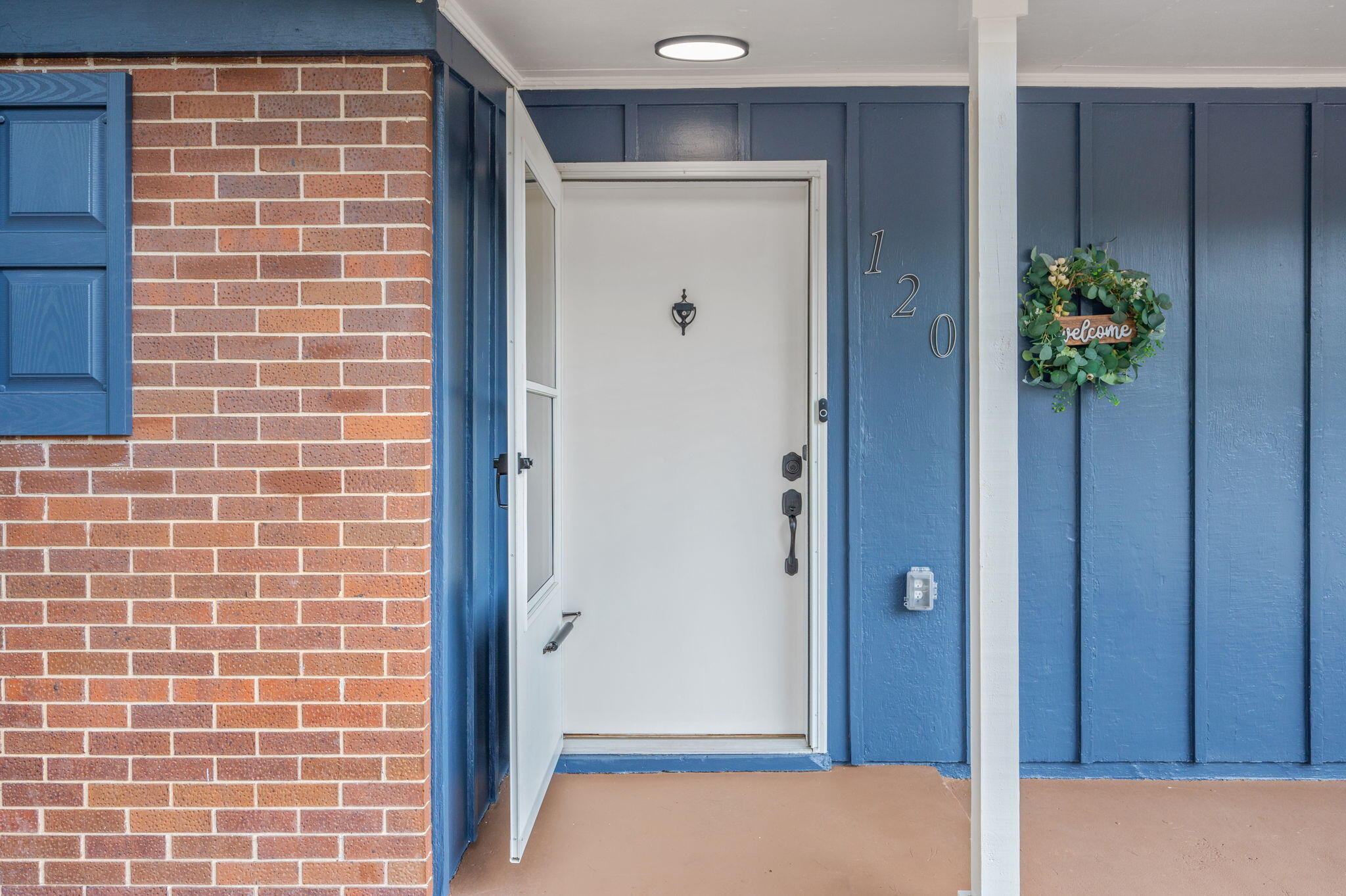 COLONIAL ESTATES - Residential