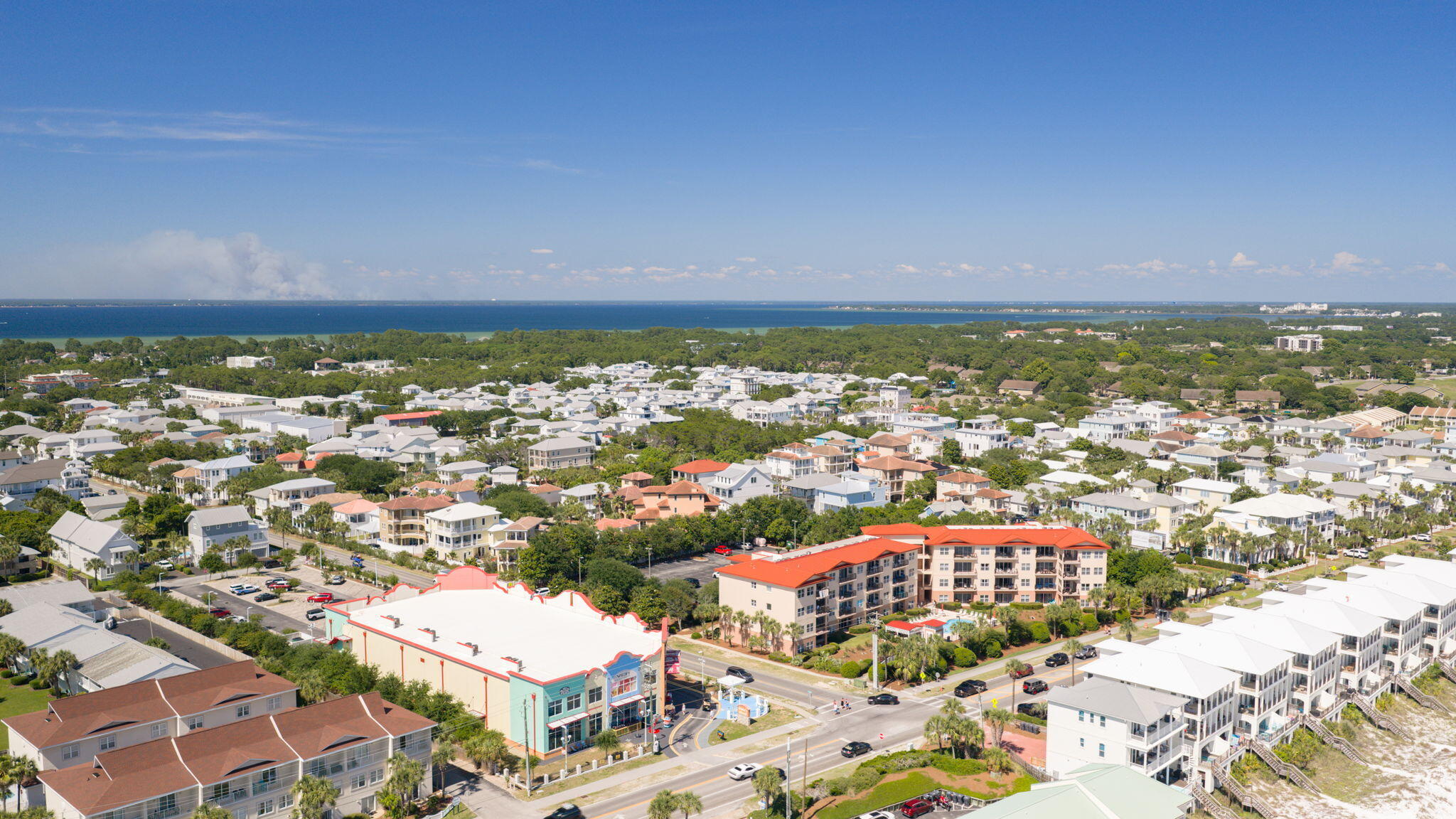 EMERALD WATERS - Residential