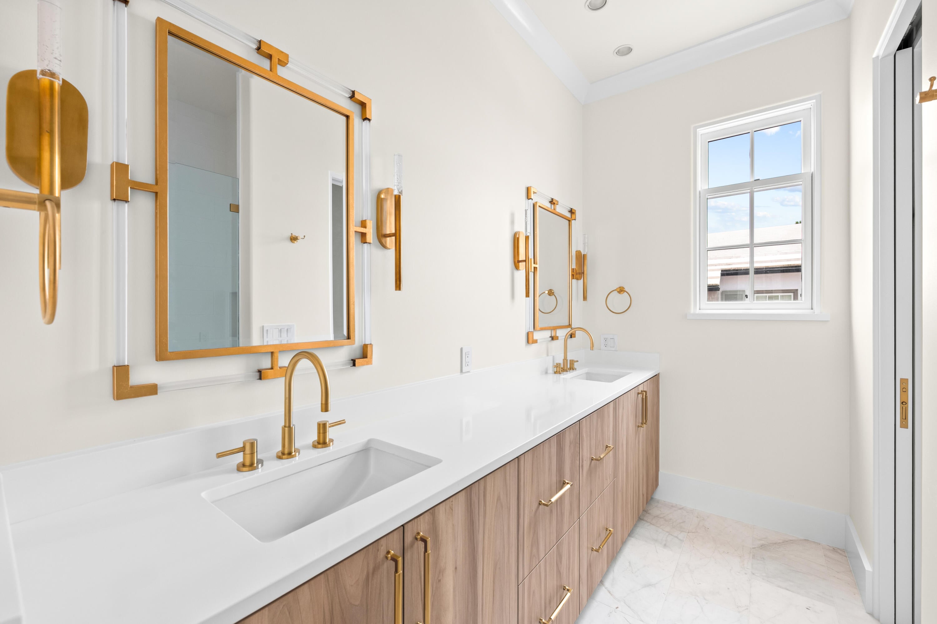 ALYS BEACH - Residential