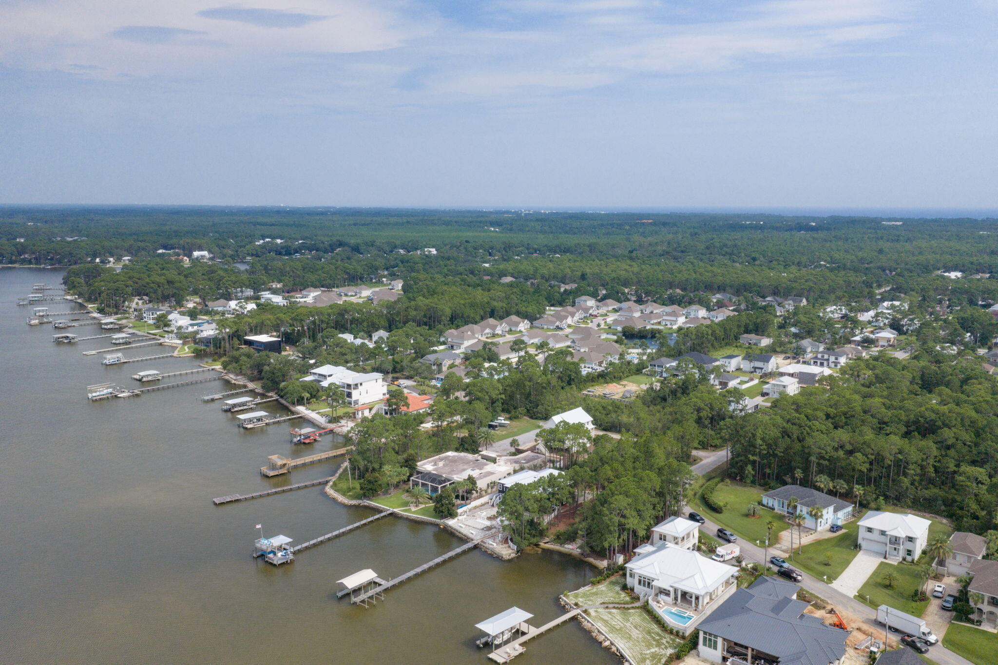 SHELTER COVE ESTATES - Land