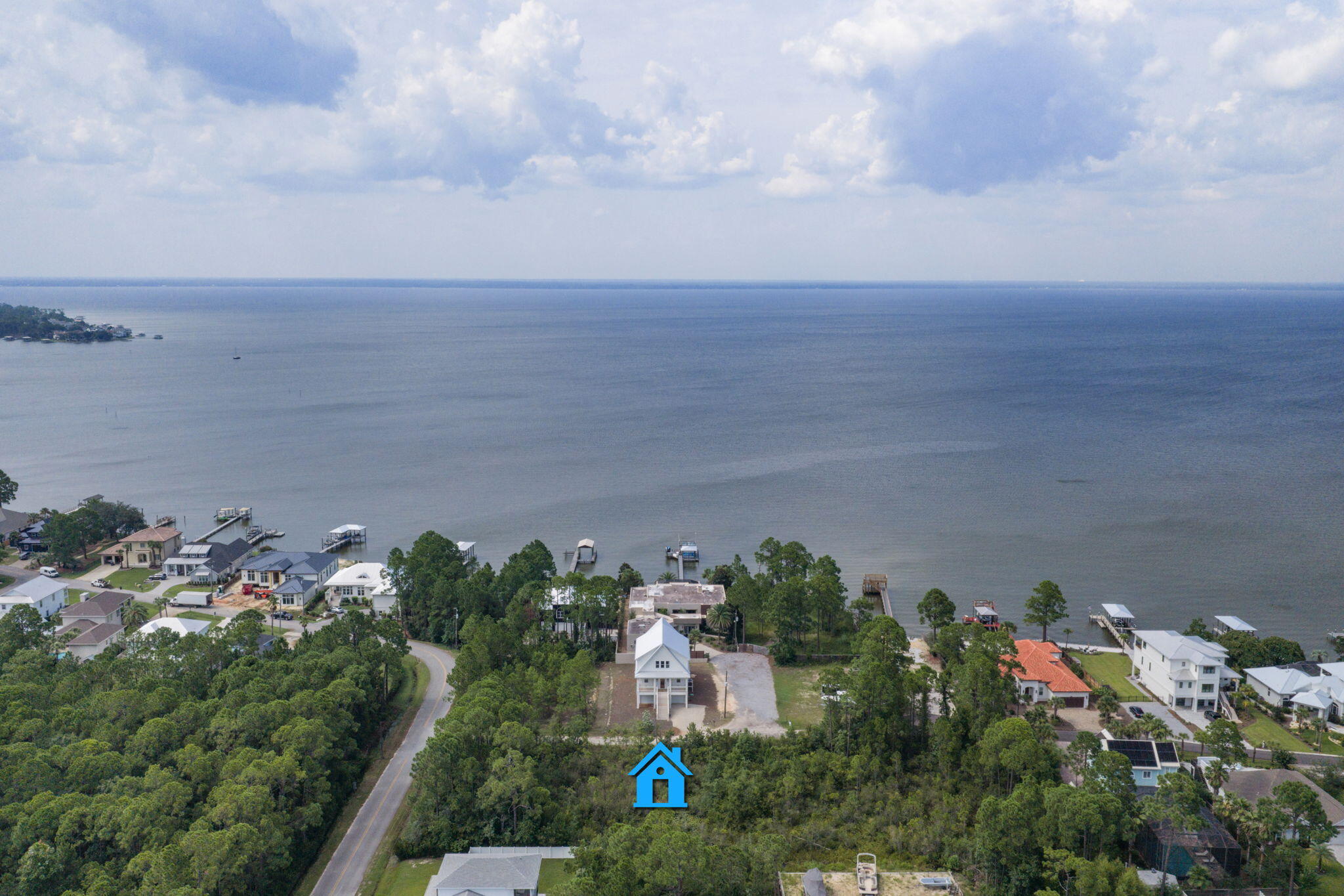 SHELTER COVE ESTATES - Land