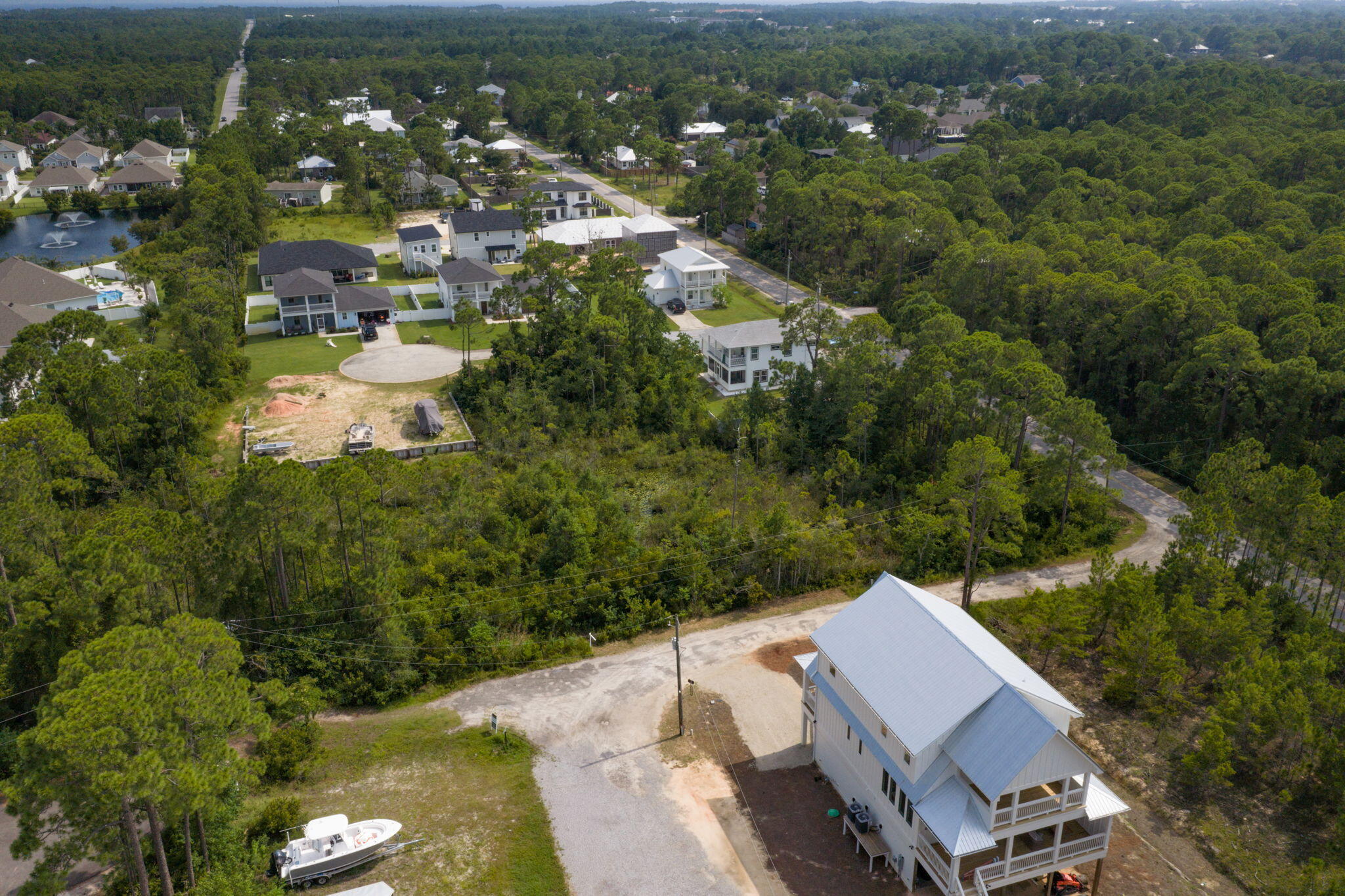 SHELTER COVE ESTATES - Land