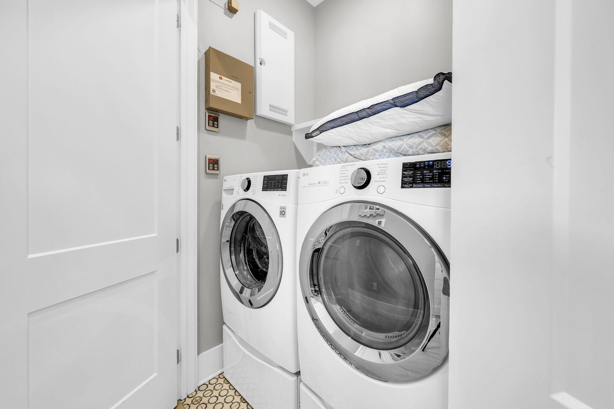 COTTAGE GROVE - Residential Lease