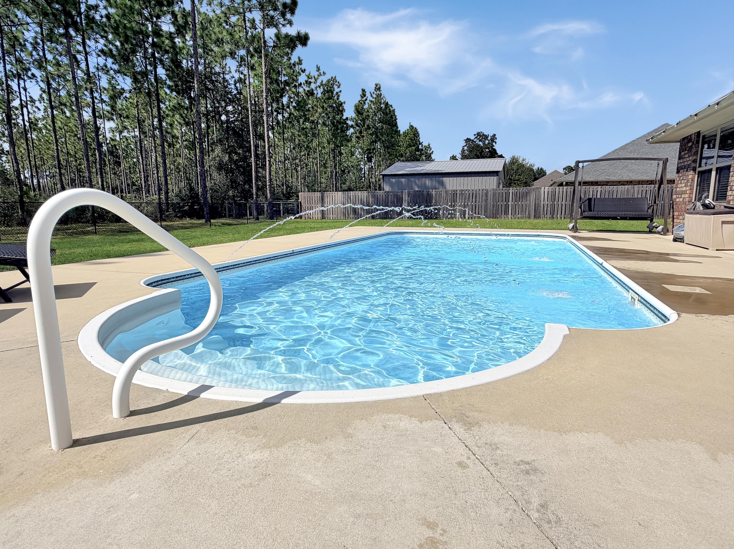 HOLLEY-CLIFF ESTATES - Residential