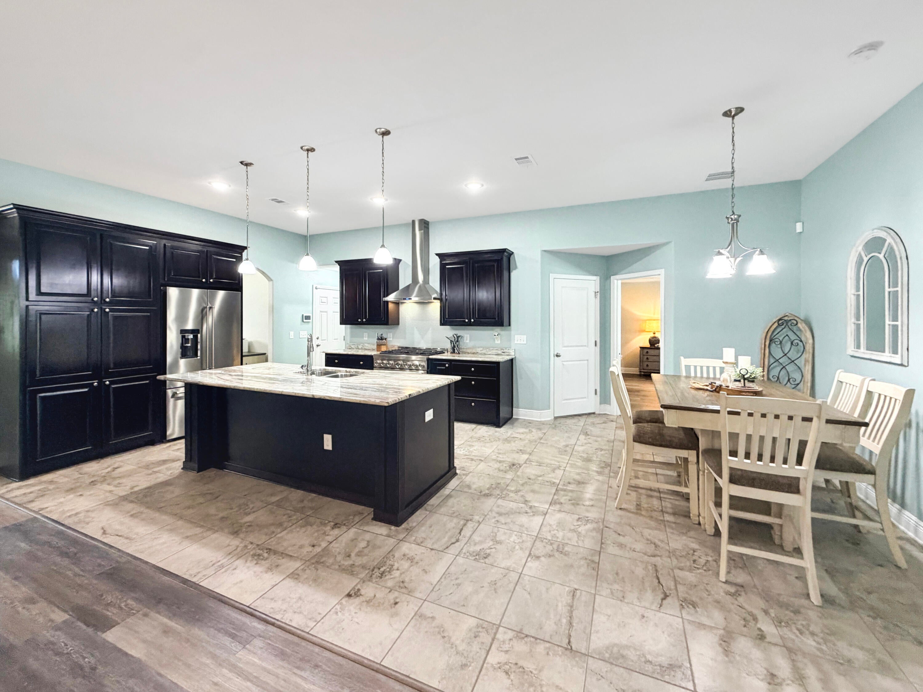 HOLLEY-CLIFF ESTATES - Residential