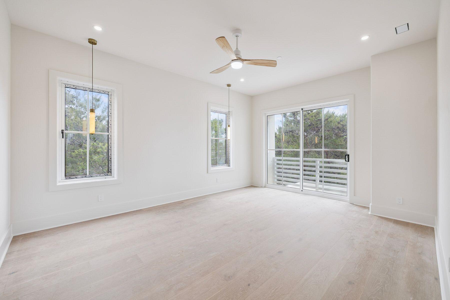 EAGLES LANDING - Residential