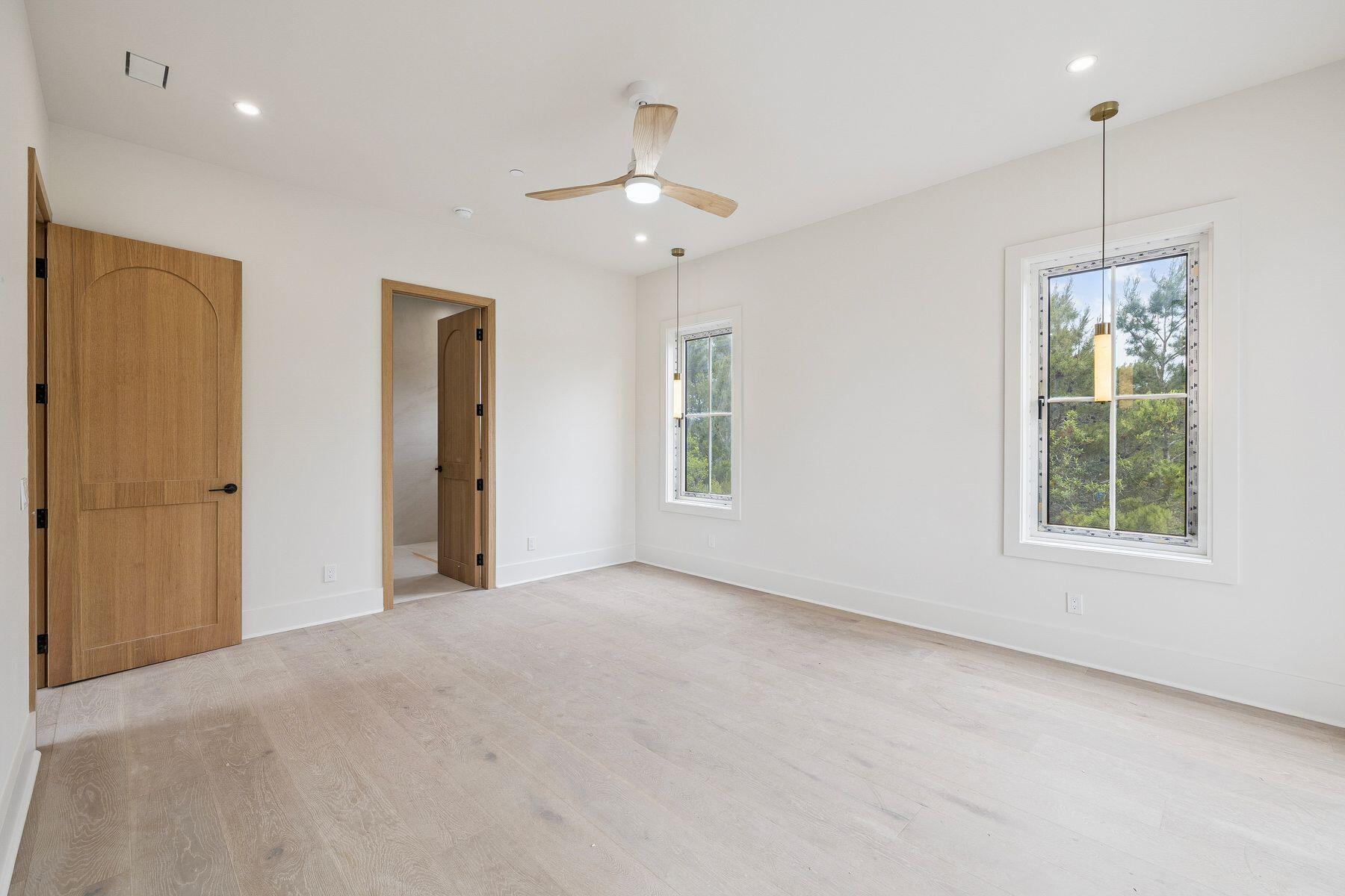 EAGLES LANDING - Residential