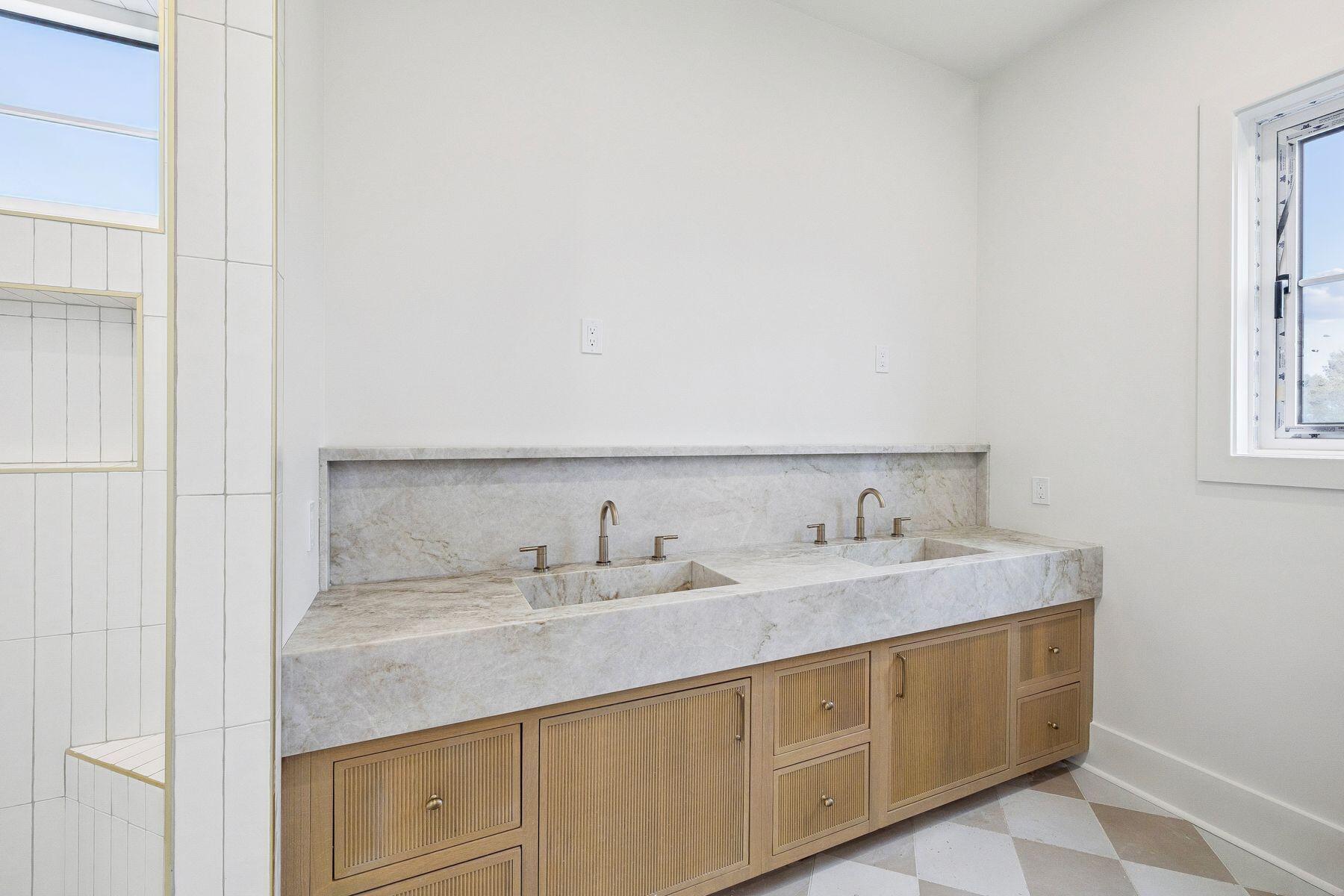 EAGLES LANDING - Residential