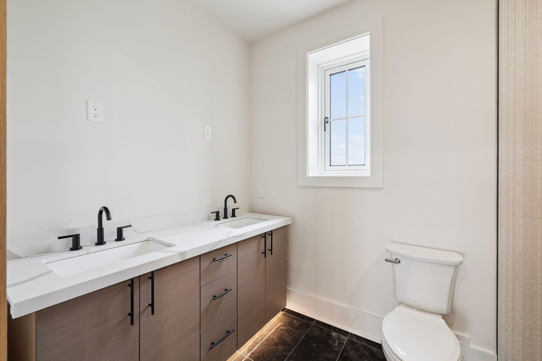 EAGLES LANDING - Residential