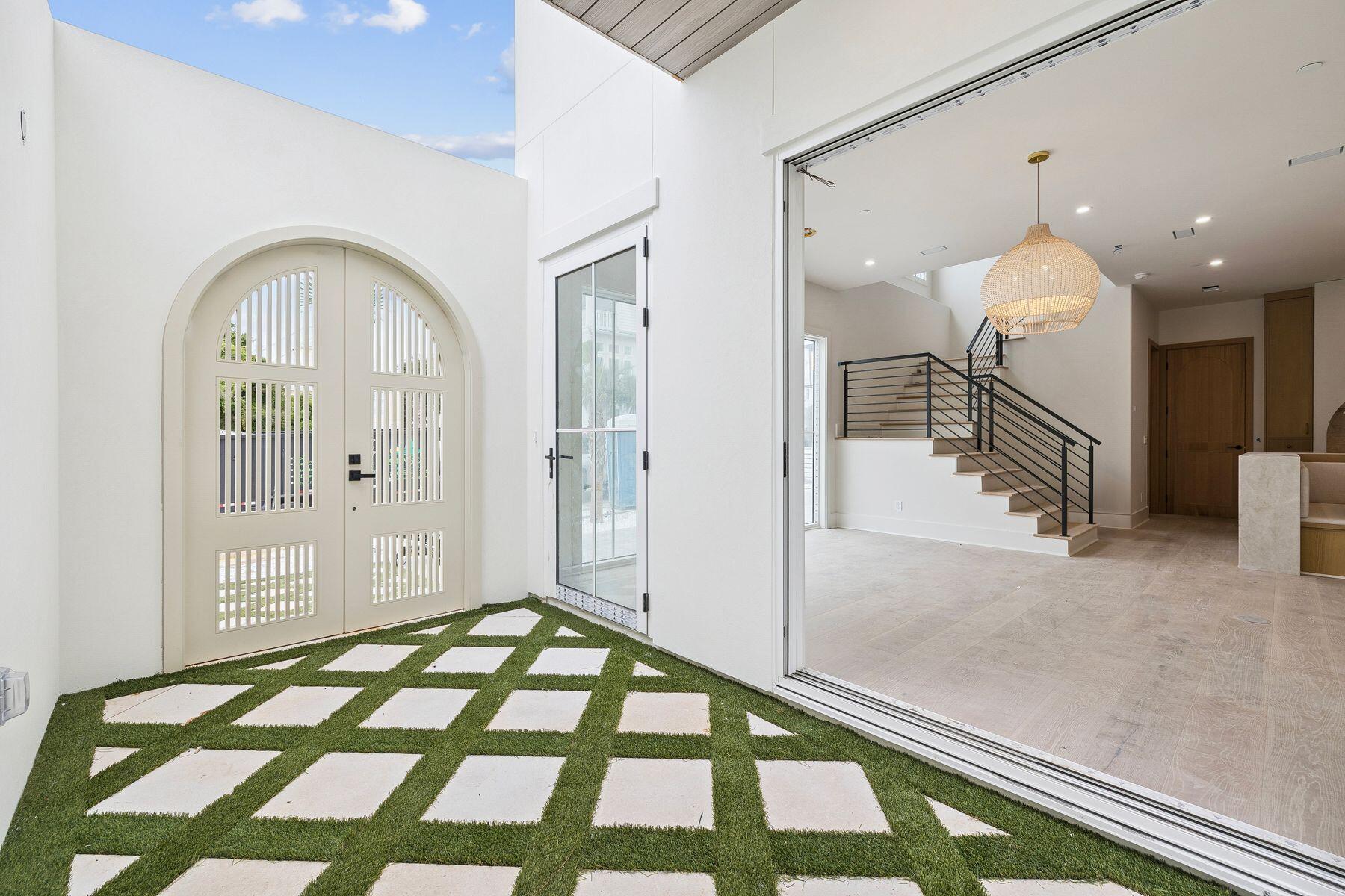 EAGLES LANDING - Residential
