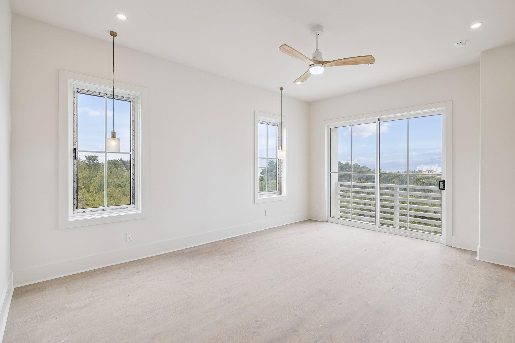 EAGLES LANDING - Residential