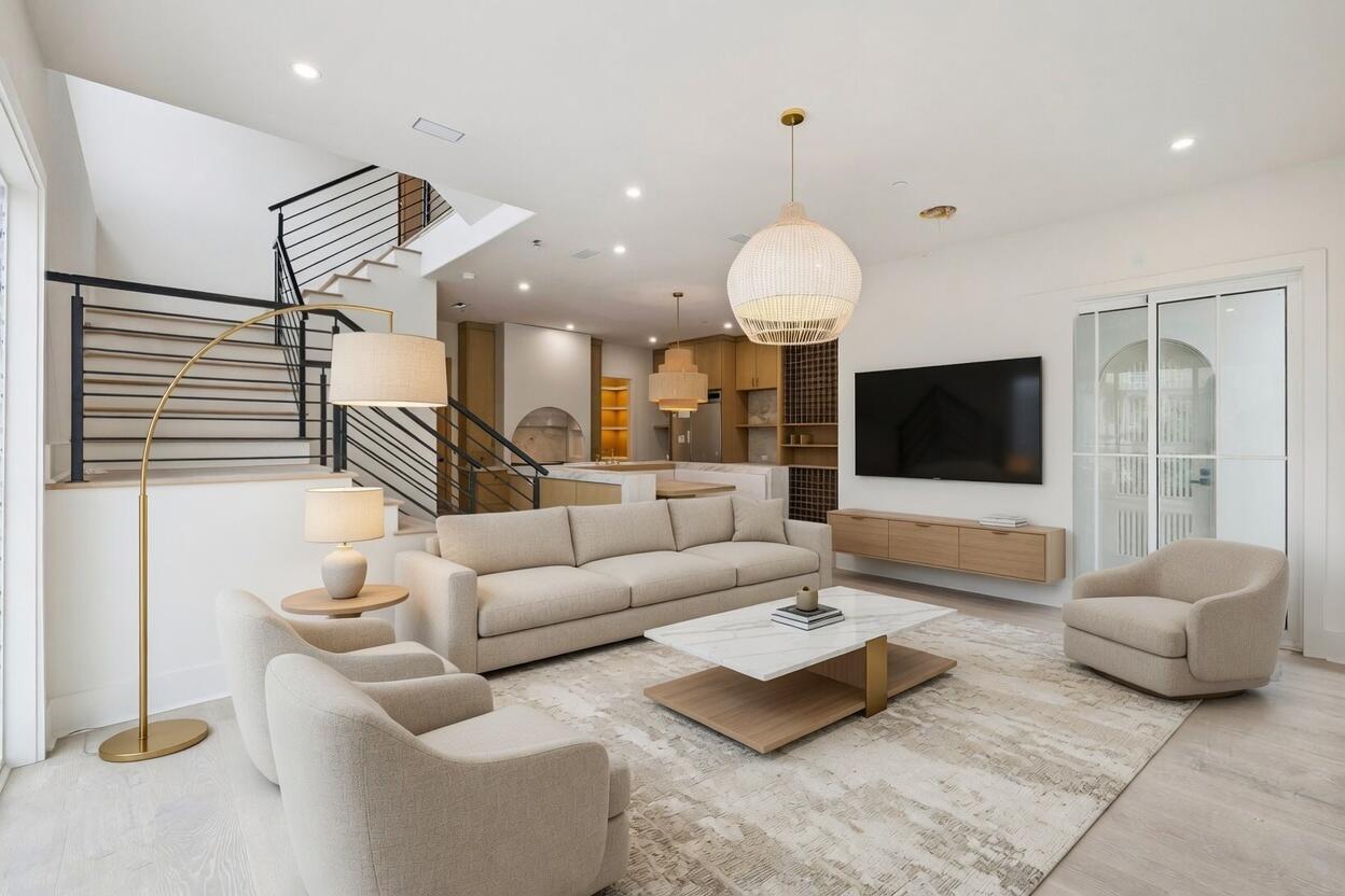 EAGLES LANDING - Residential
