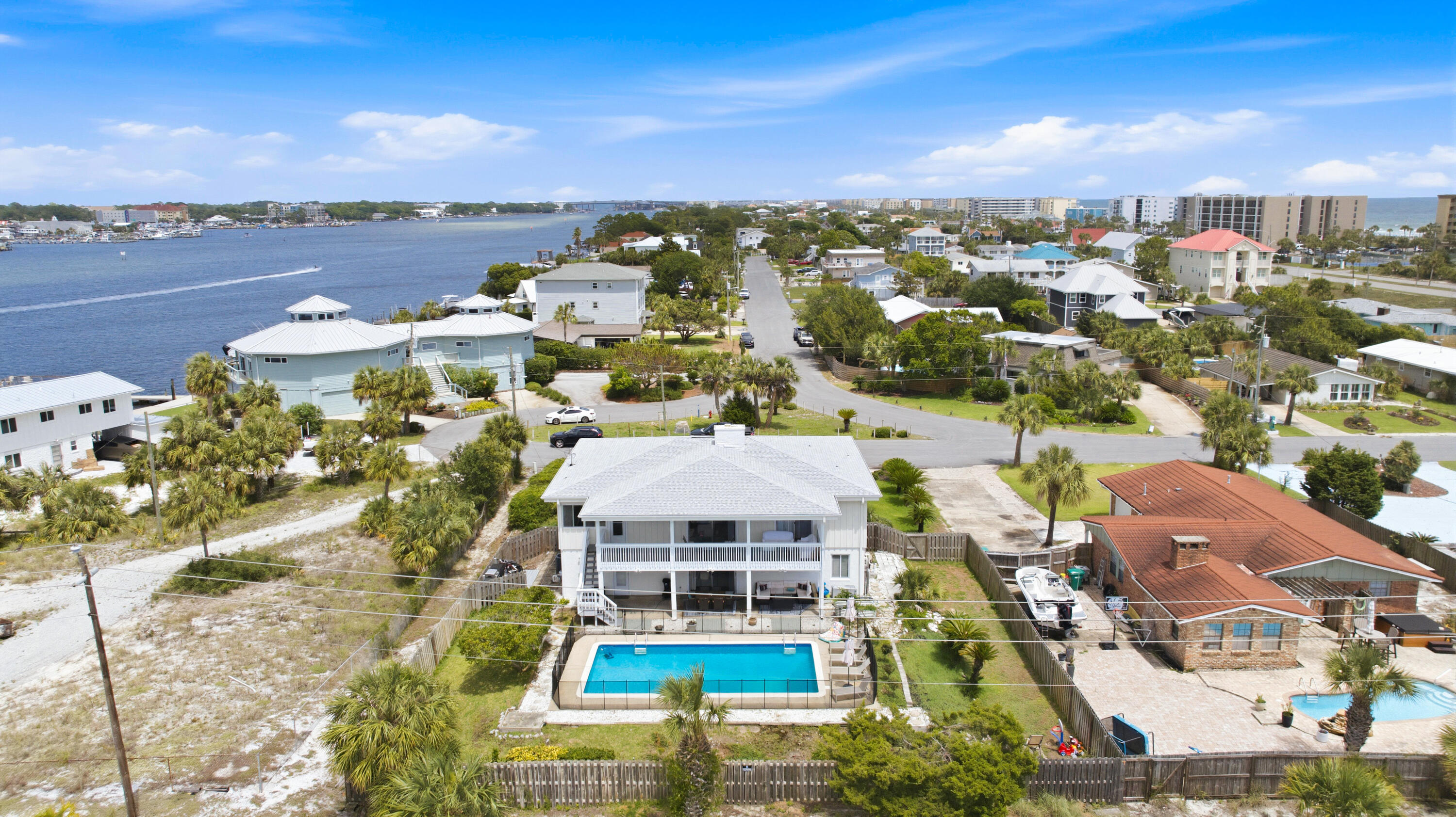 SANTA ROSA ISLAND - Residential
