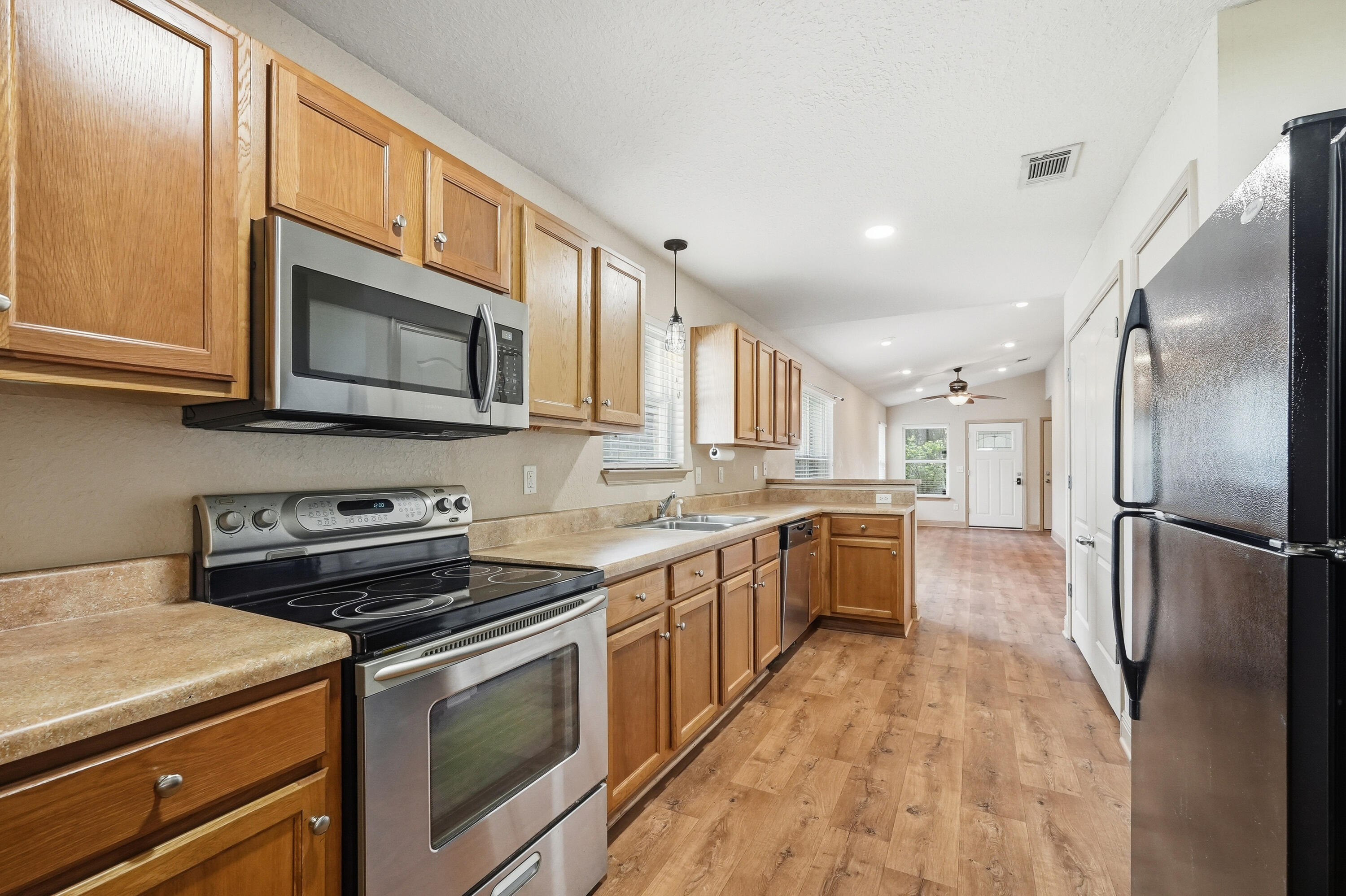 OAKDALE MINI FARMS - Residential