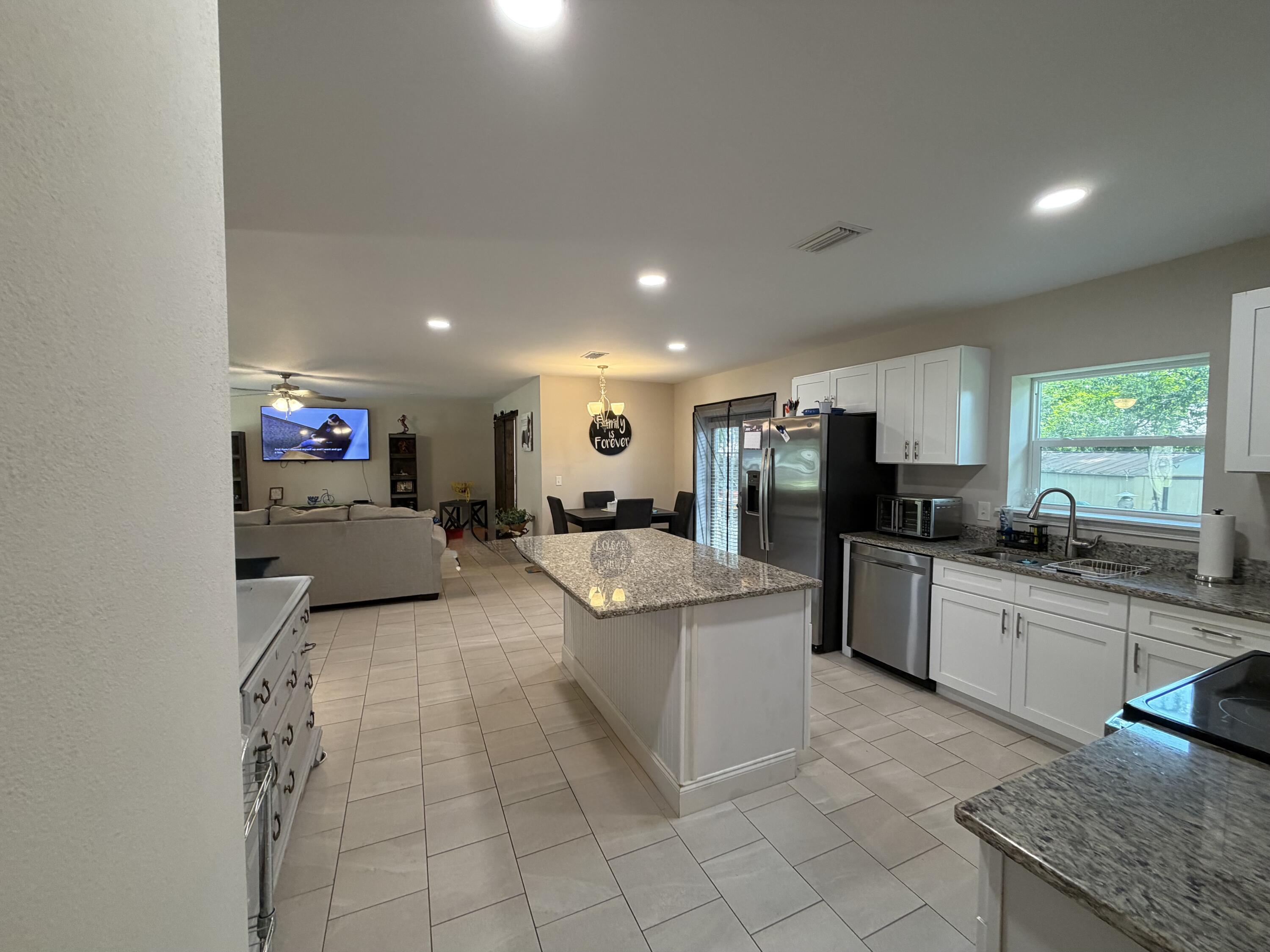 MIDPINES - Residential