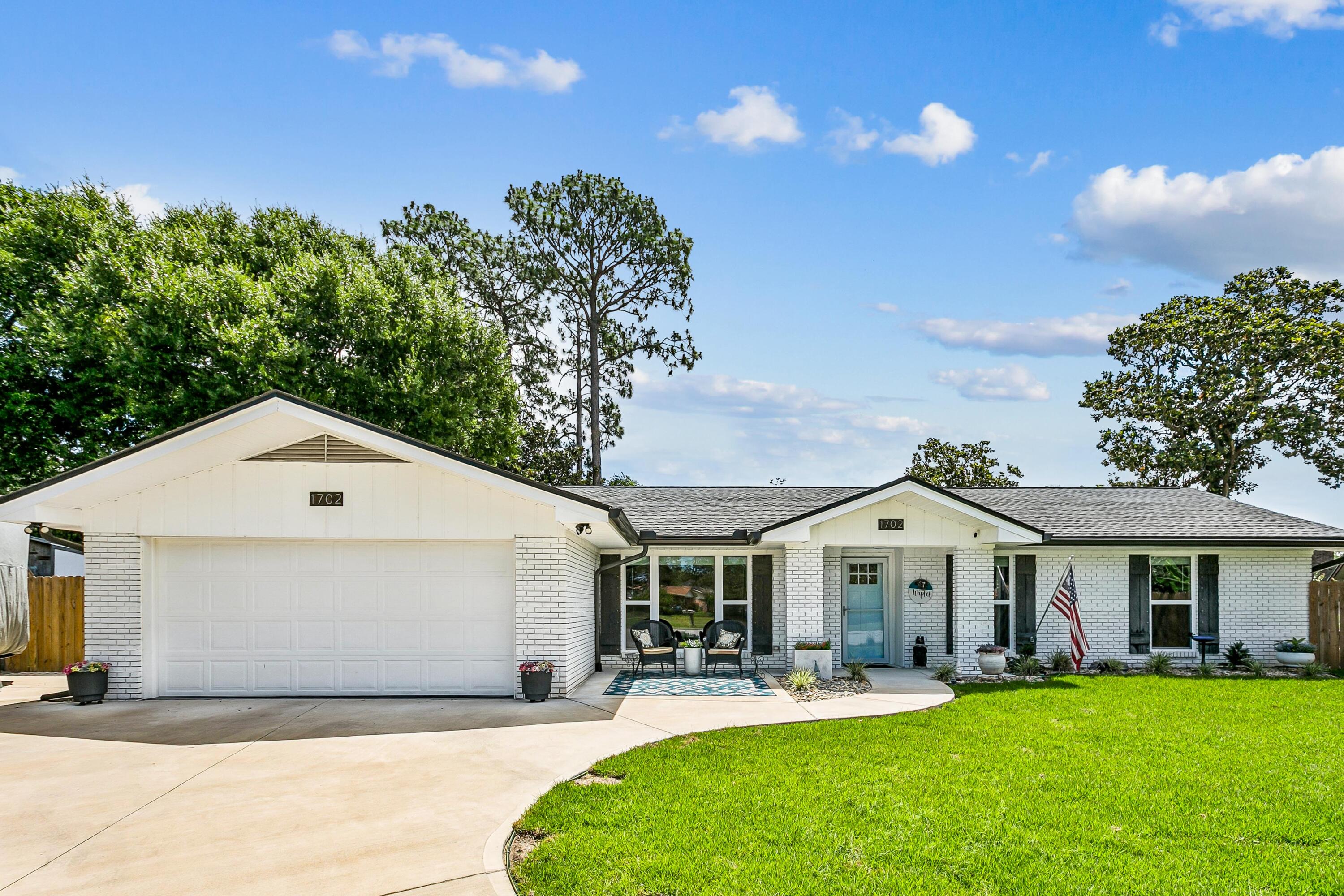 PALM EST UNIT #3 - Residential