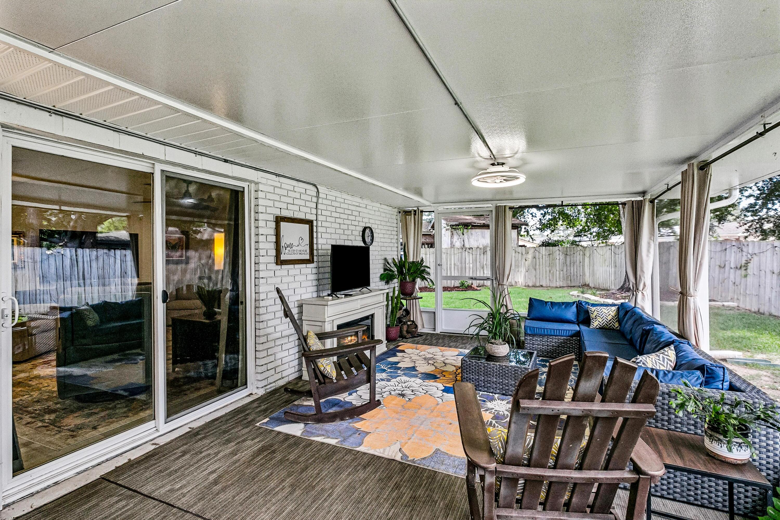 PALM EST UNIT #3 - Residential