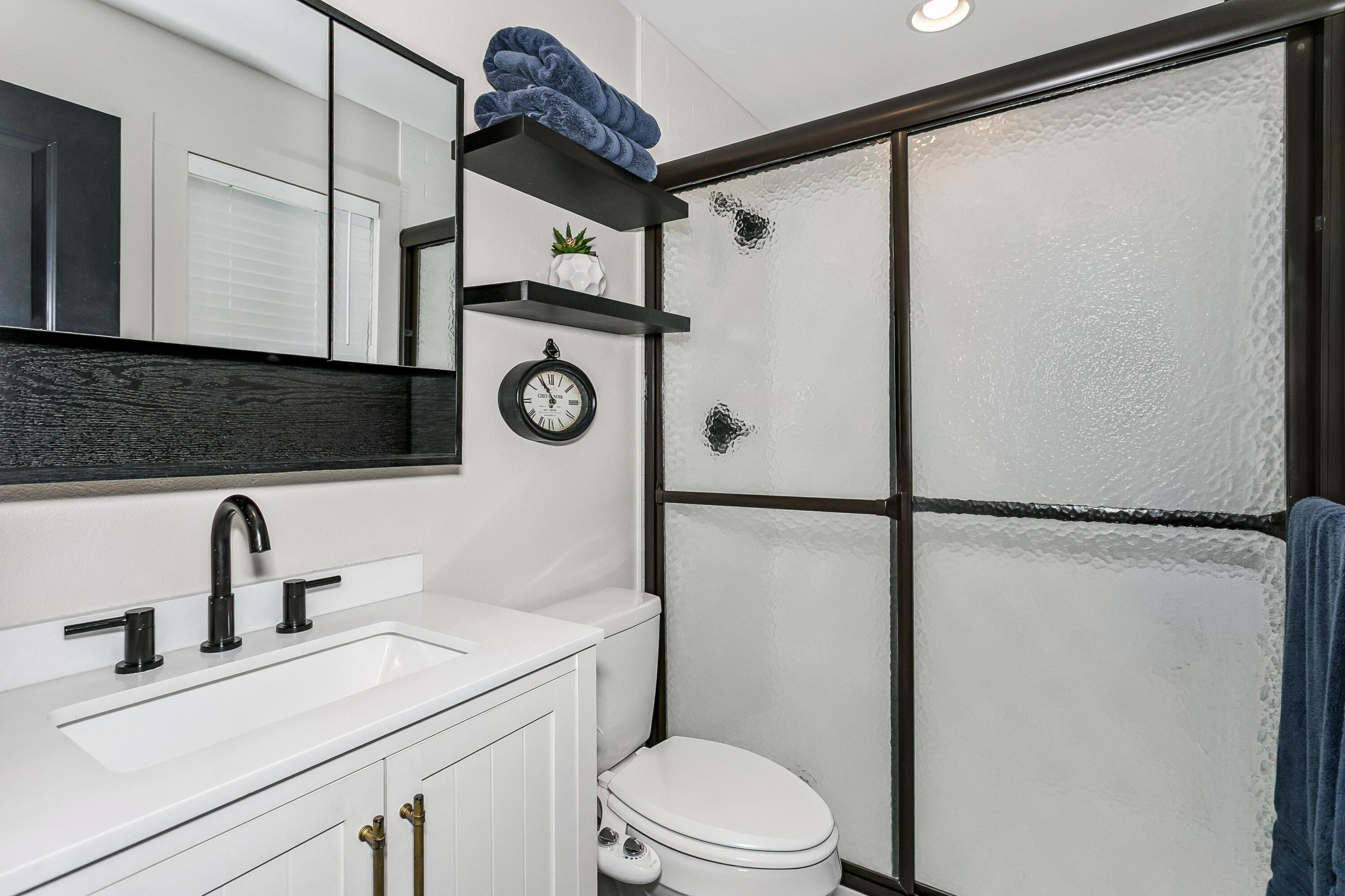 PALM EST UNIT #3 - Residential