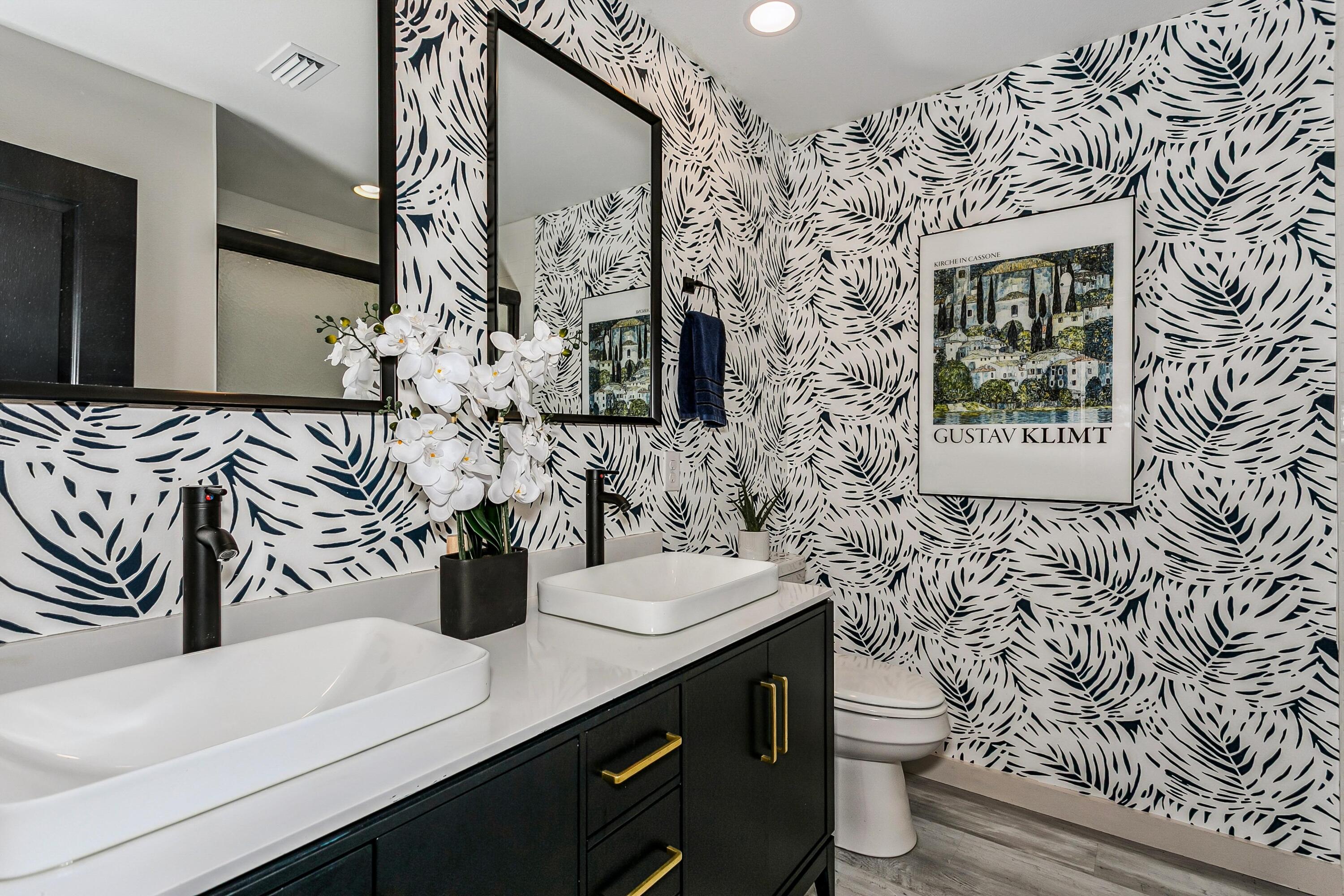 PALM EST UNIT #3 - Residential