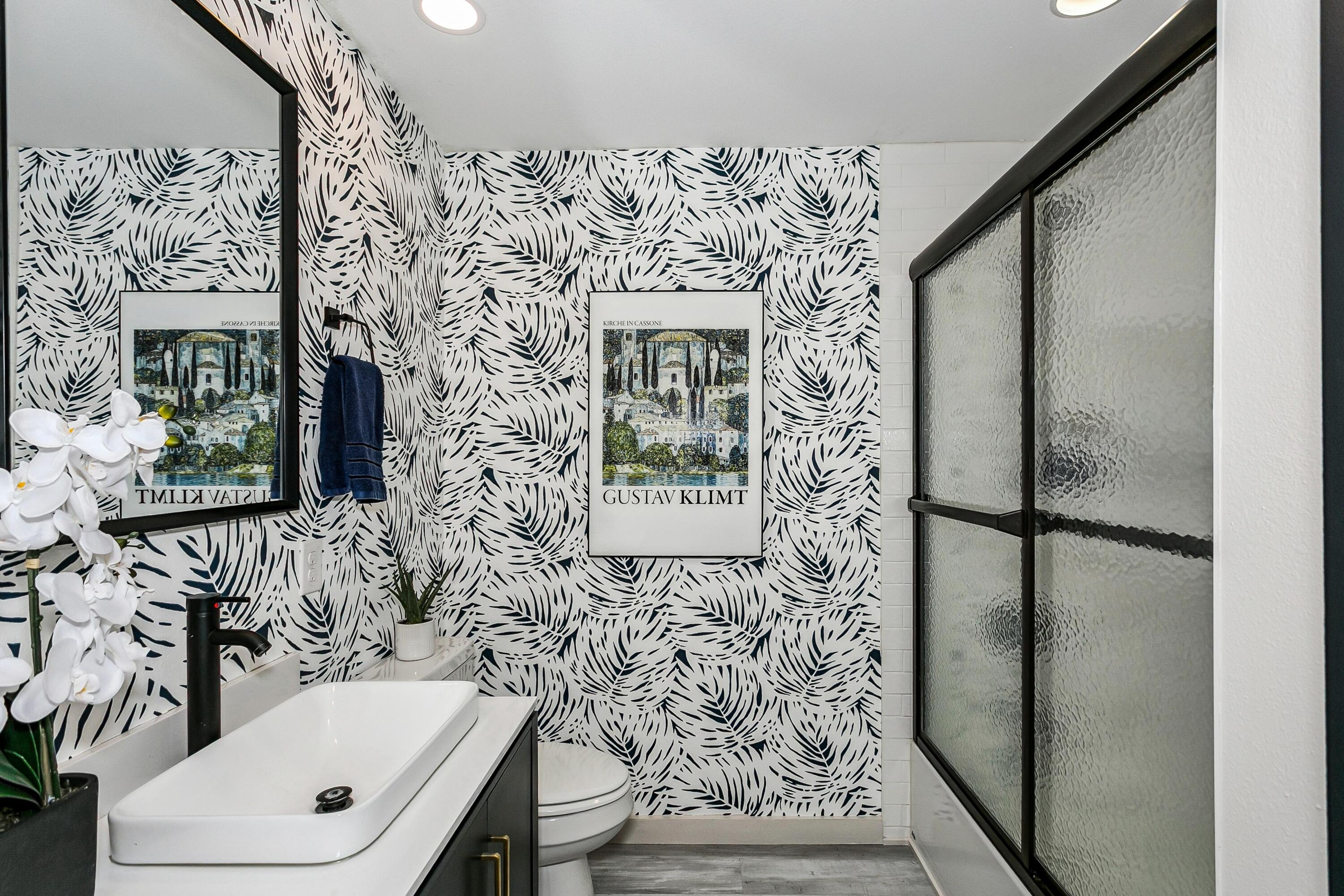 PALM EST UNIT #3 - Residential