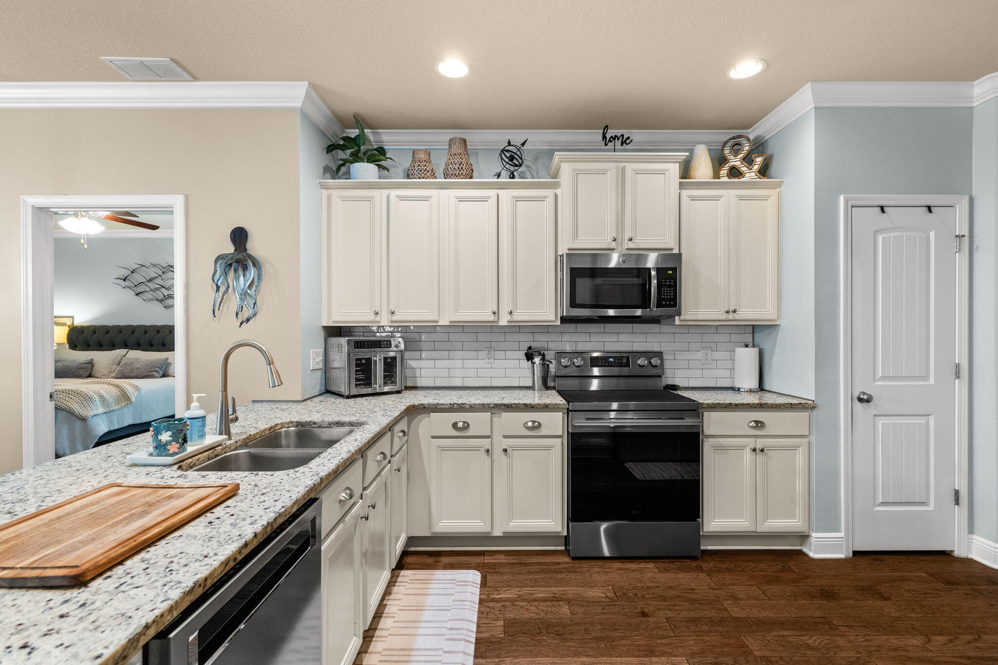 DRIFTWOOD ESTATES - Residential