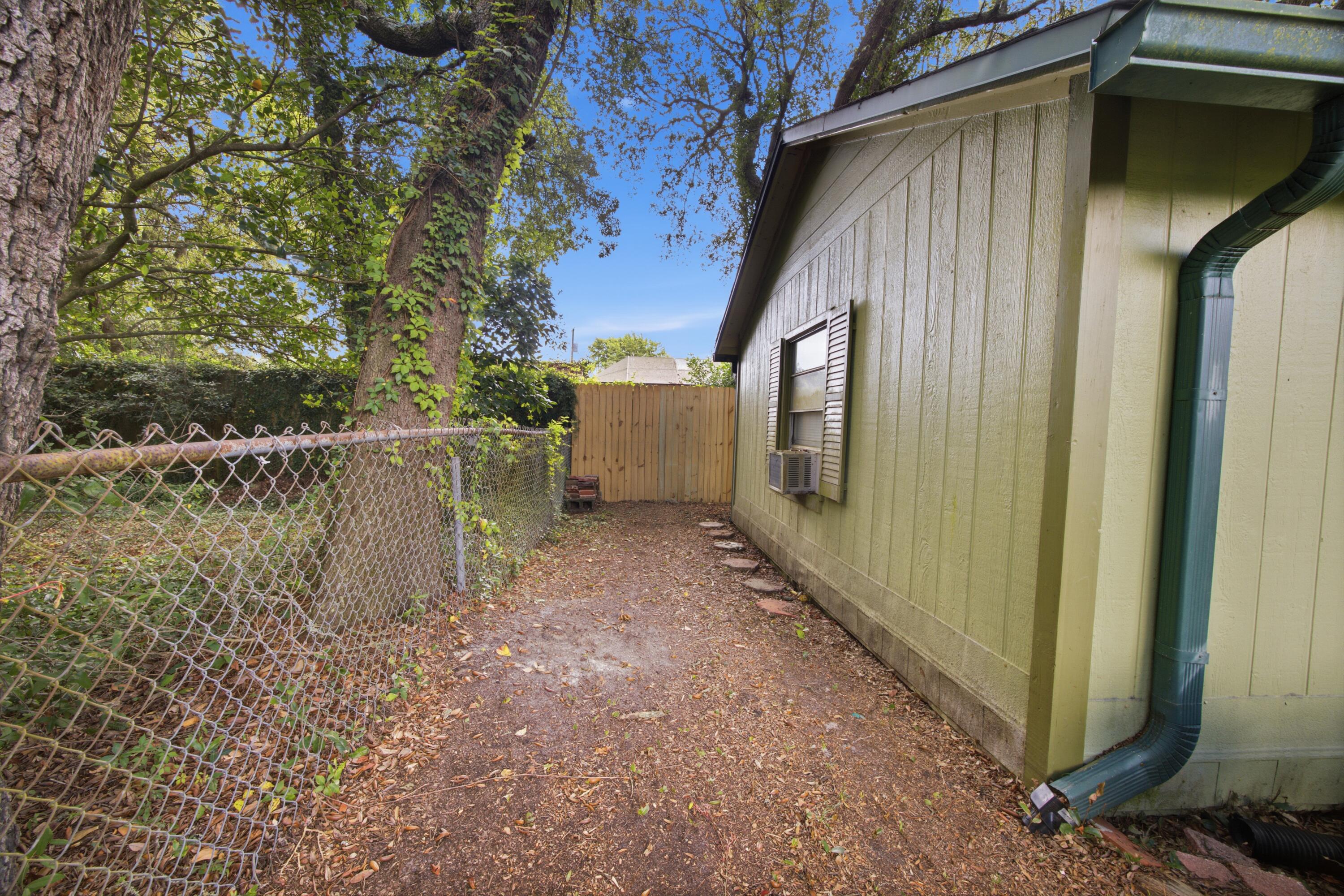 NONESUCH WAY - Residential