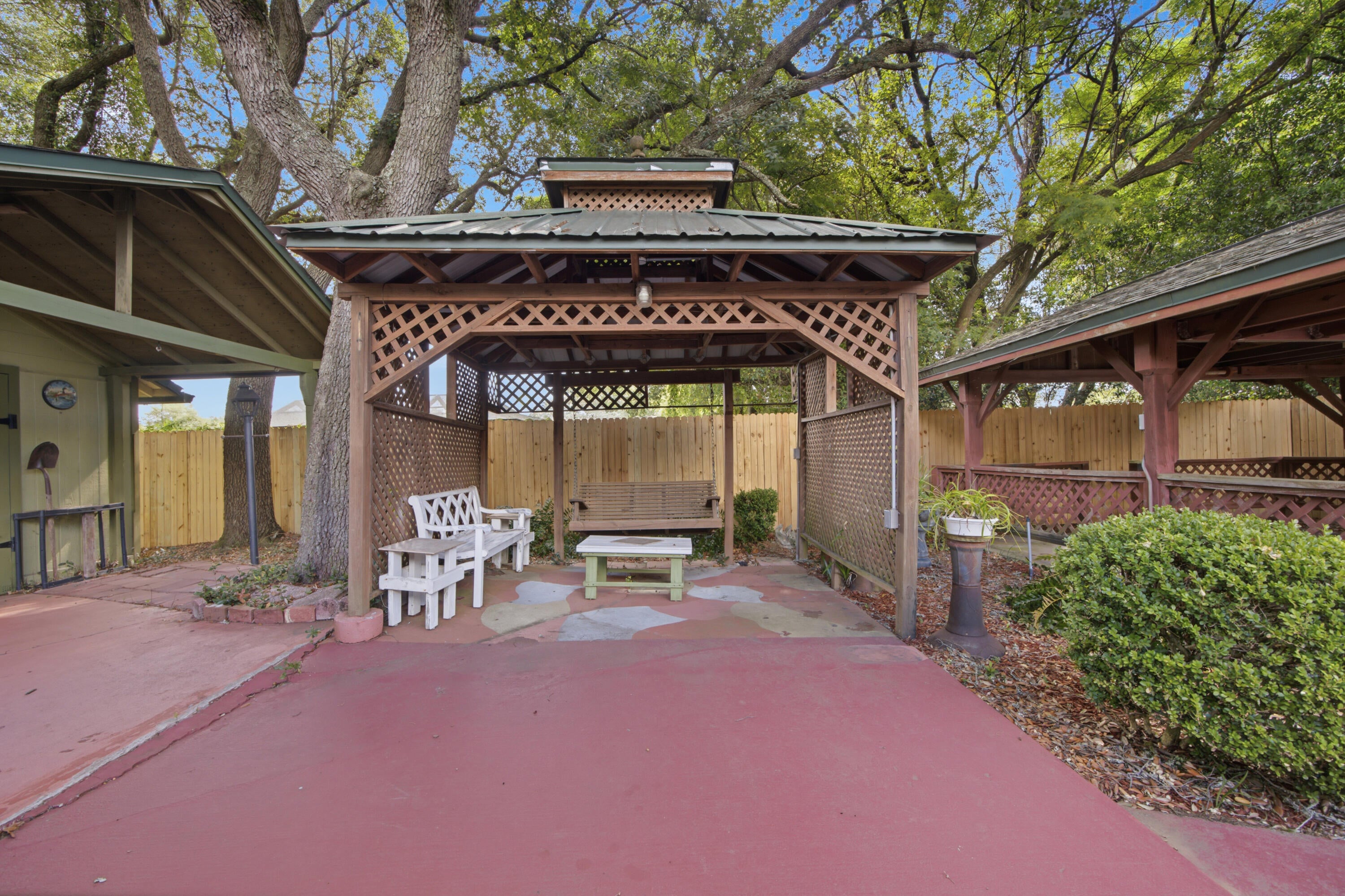 NONESUCH WAY - Residential