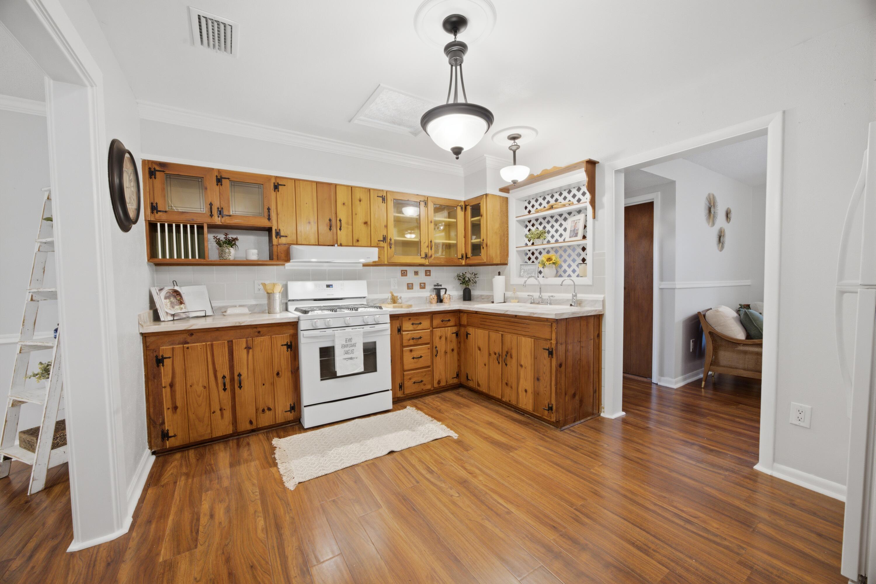NONESUCH WAY - Residential