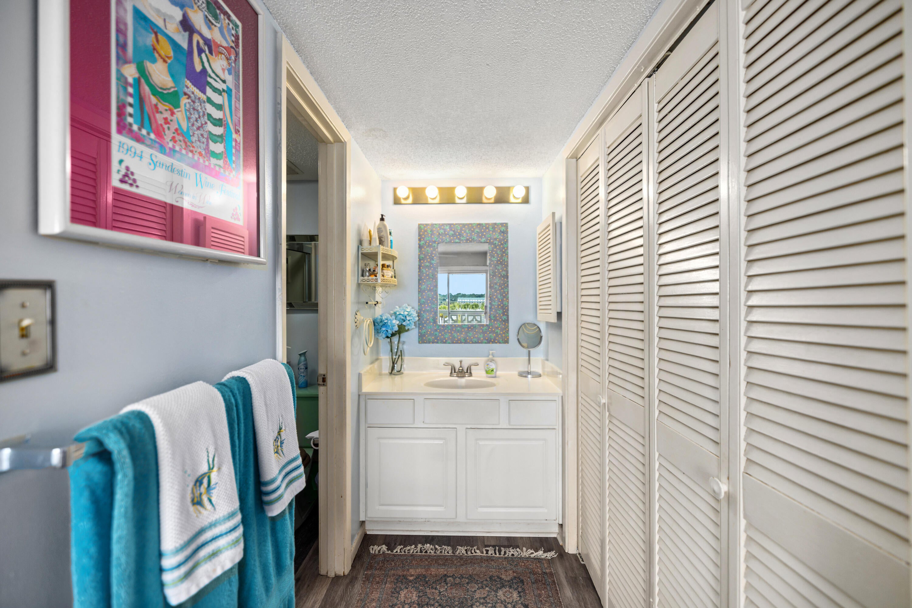 EL MATADOR CONDO - Residential