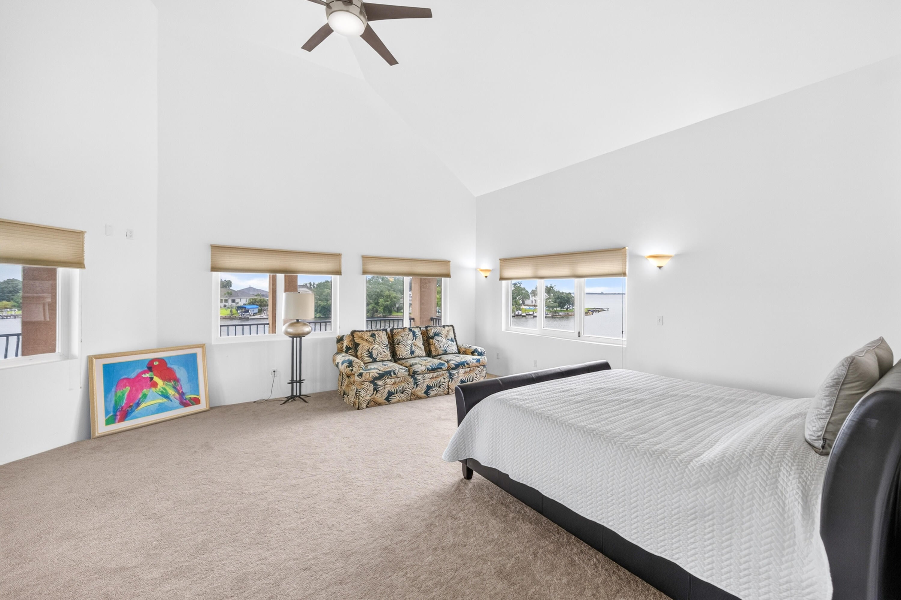 LAKE POINTE - Residential