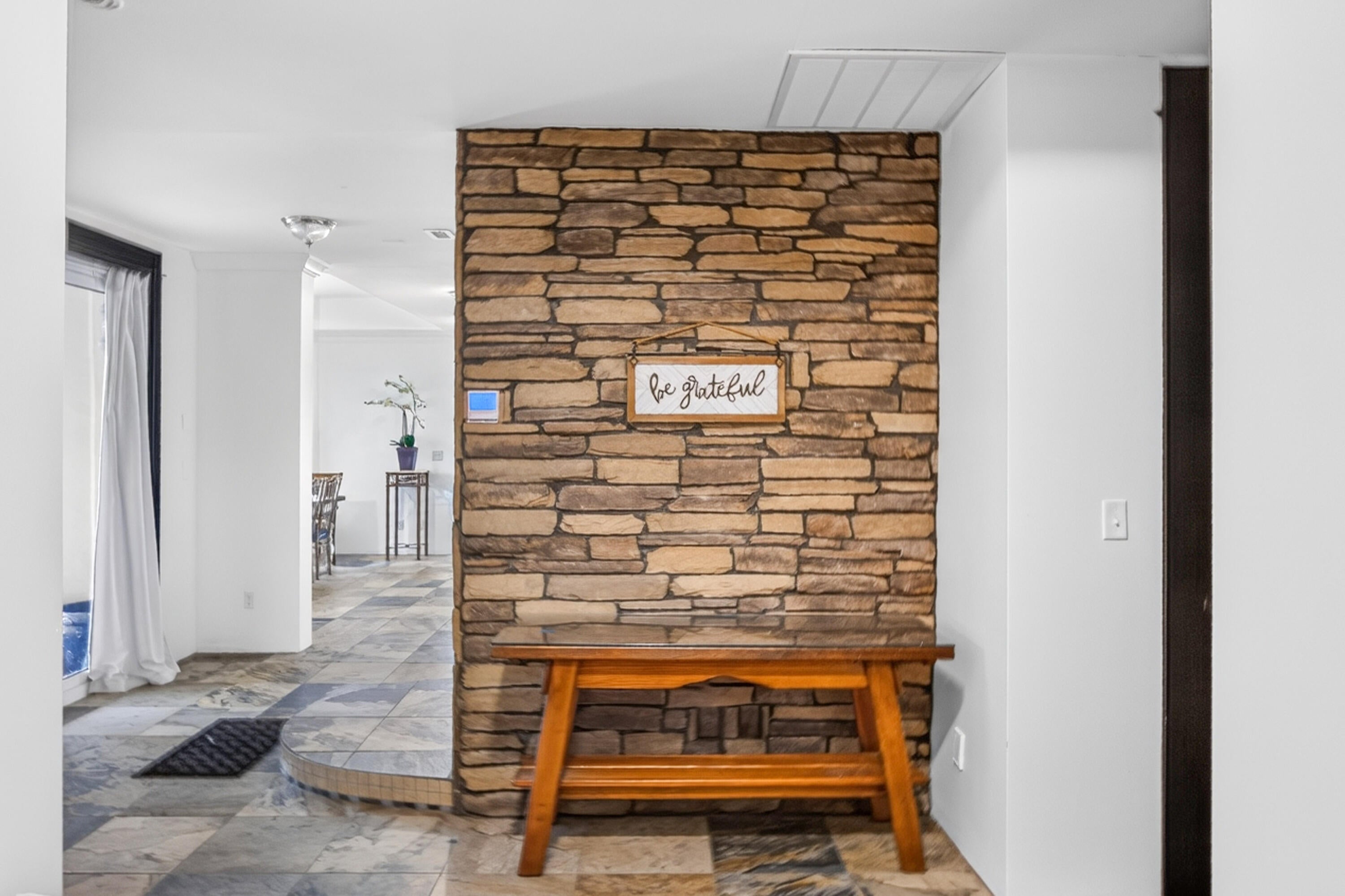 LAKE POINTE - Residential