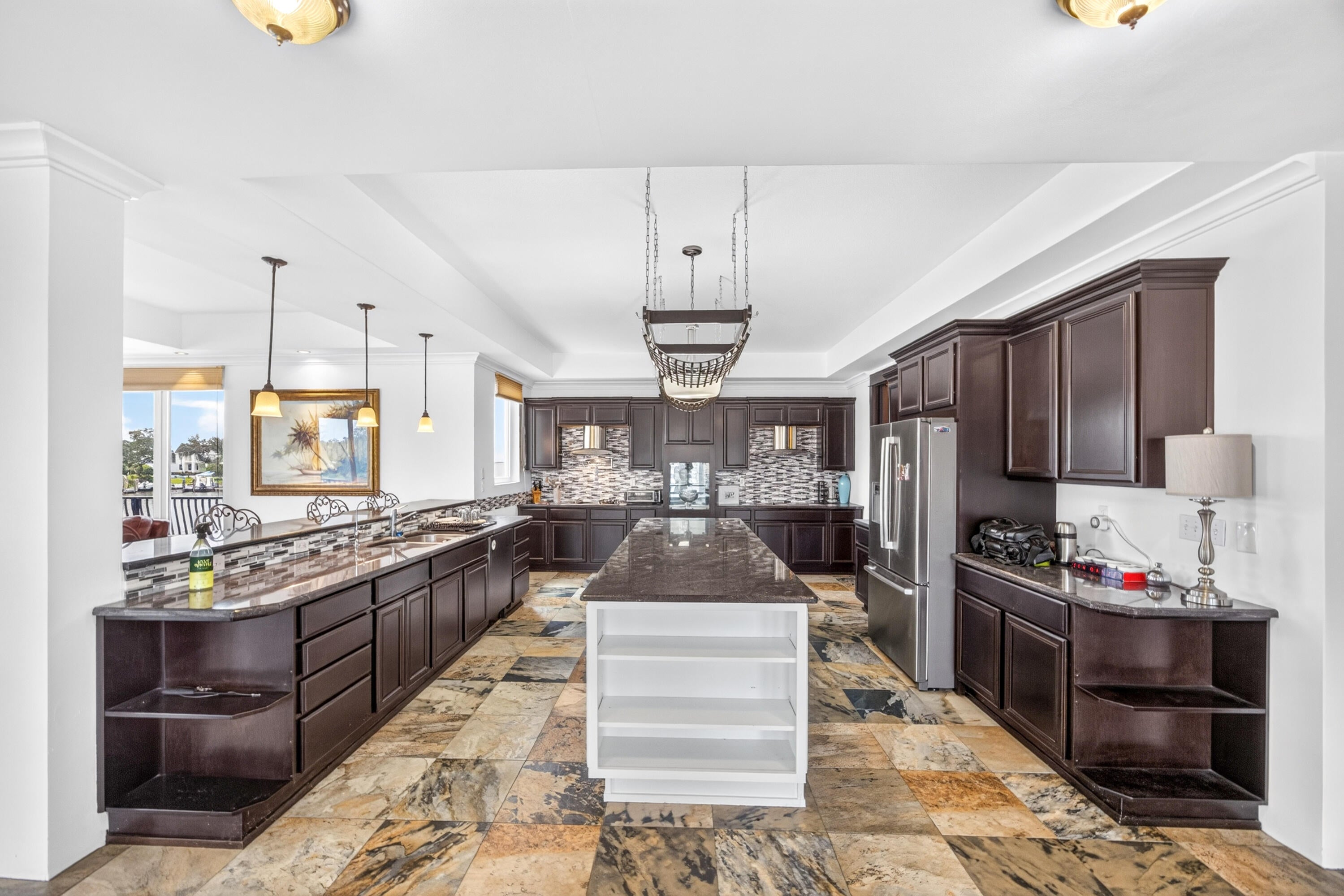 LAKE POINTE - Residential