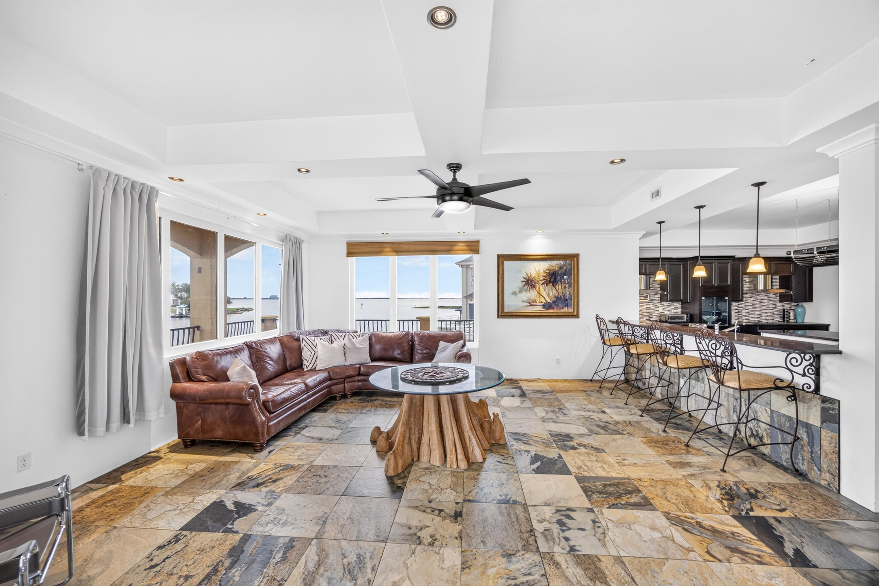 LAKE POINTE - Residential