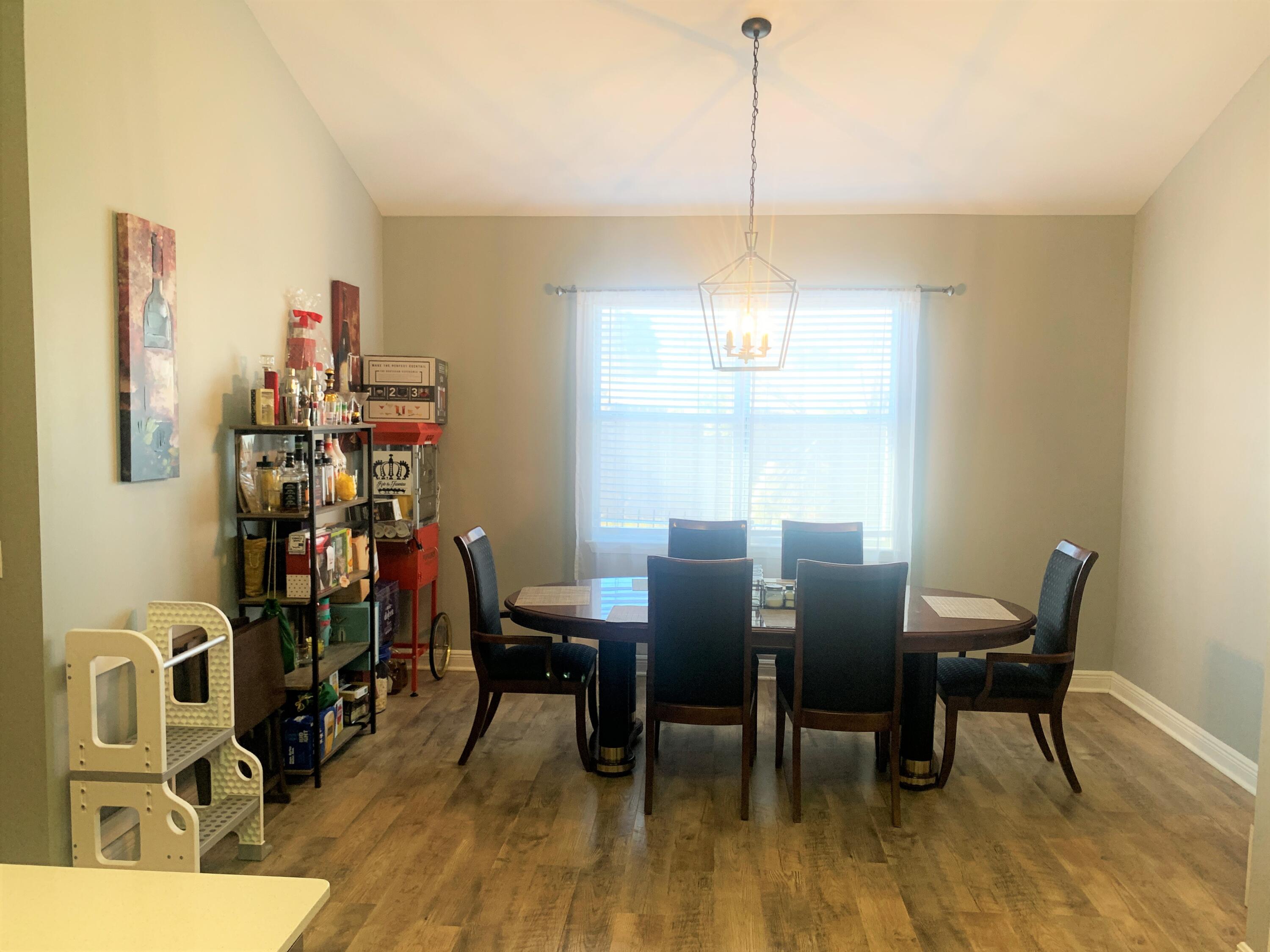 ROLLING RIDGE S/DLOT 19 - Residential Lease