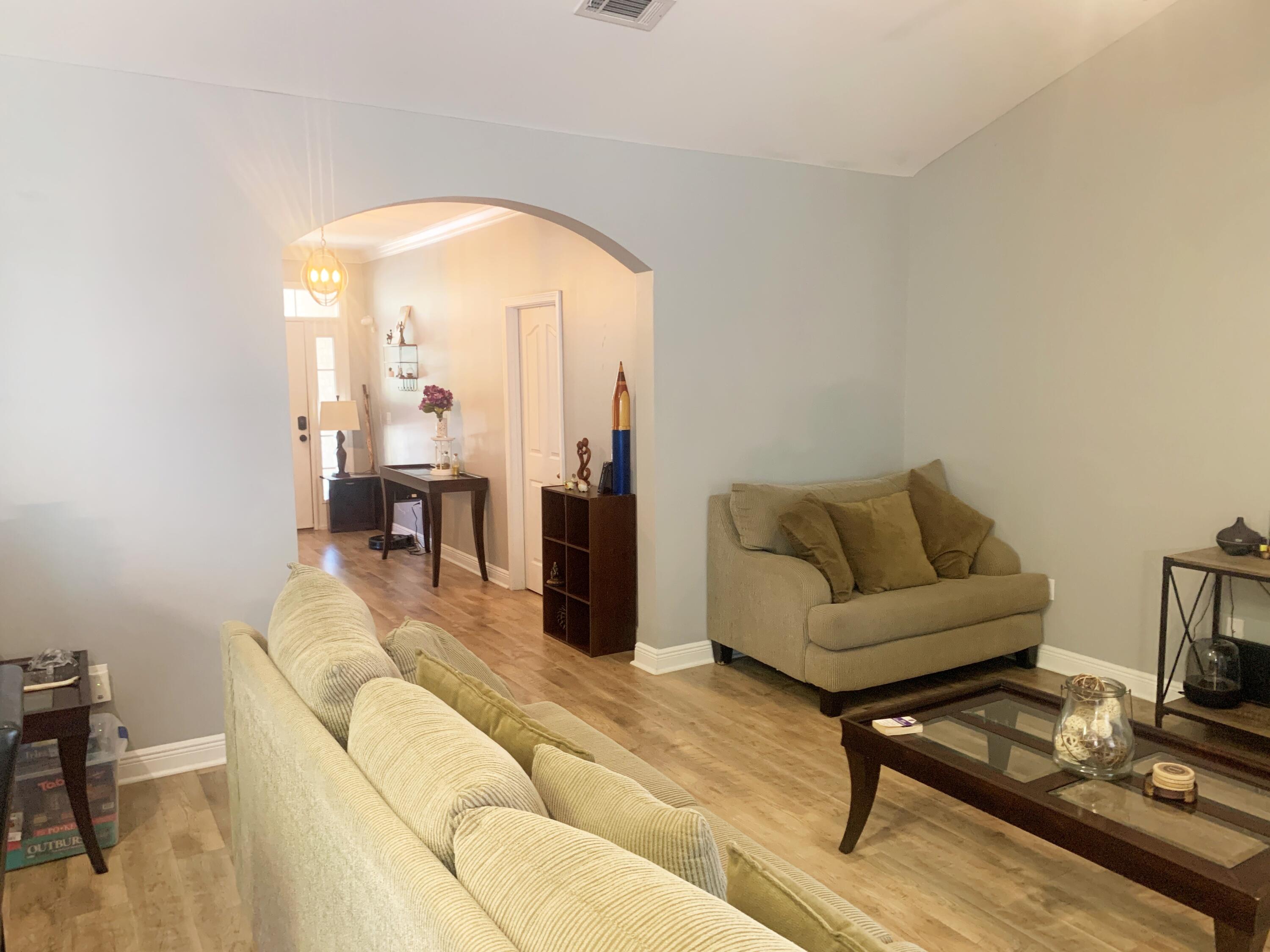 ROLLING RIDGE S/DLOT 19 - Residential Lease