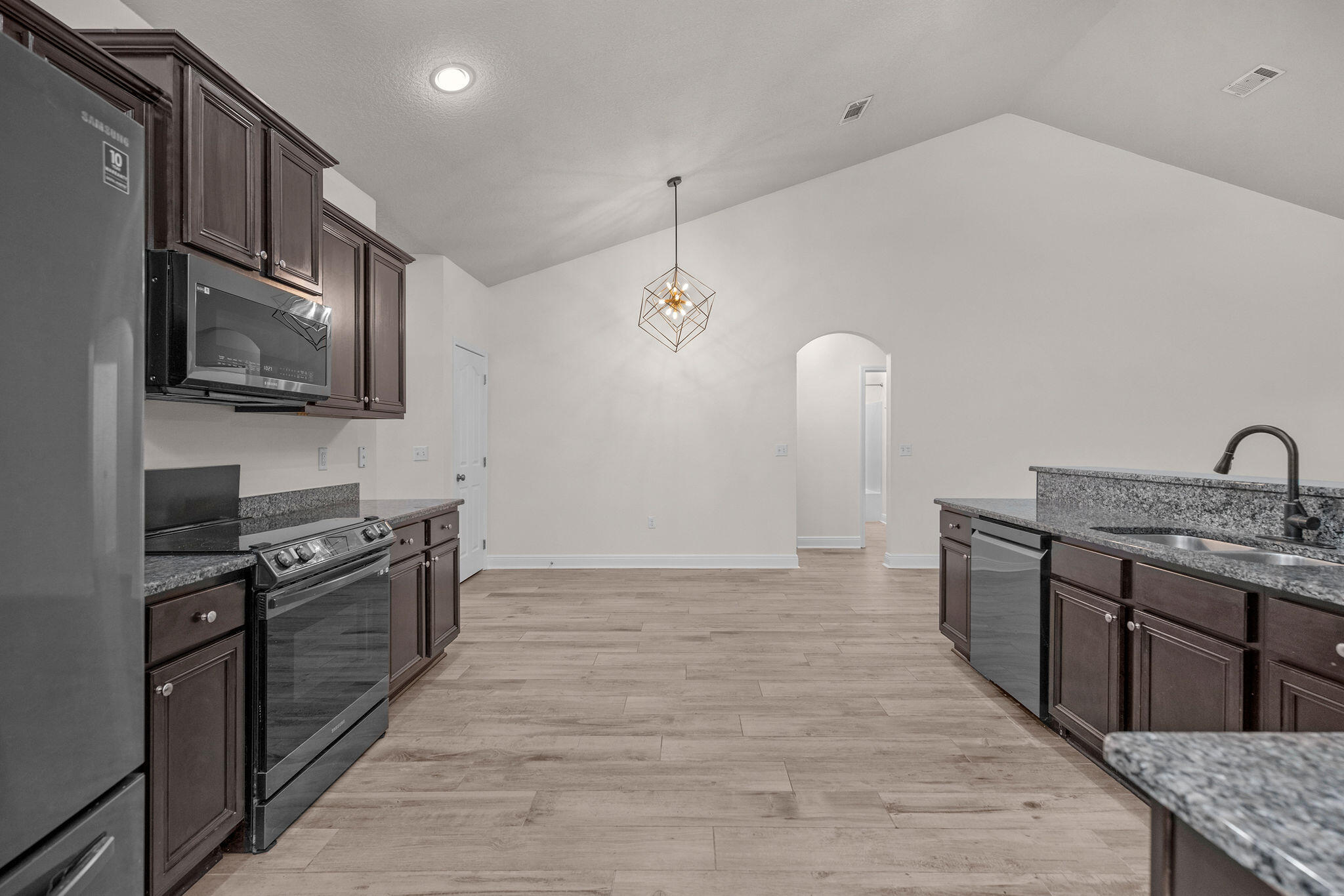 FOX VALLEY PH III Blk AA Lot 20 - Residential