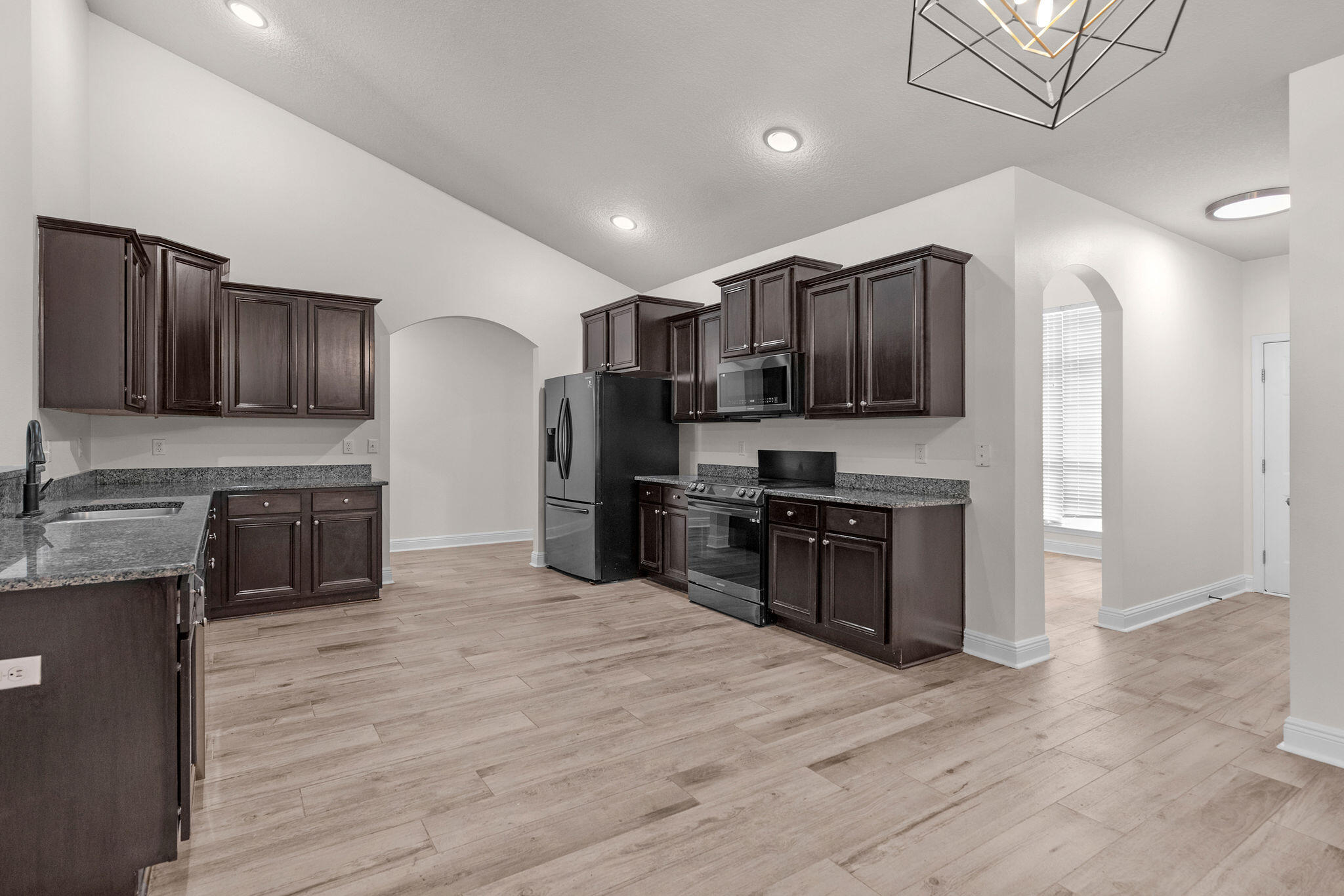 FOX VALLEY PH III Blk AA Lot 20 - Residential