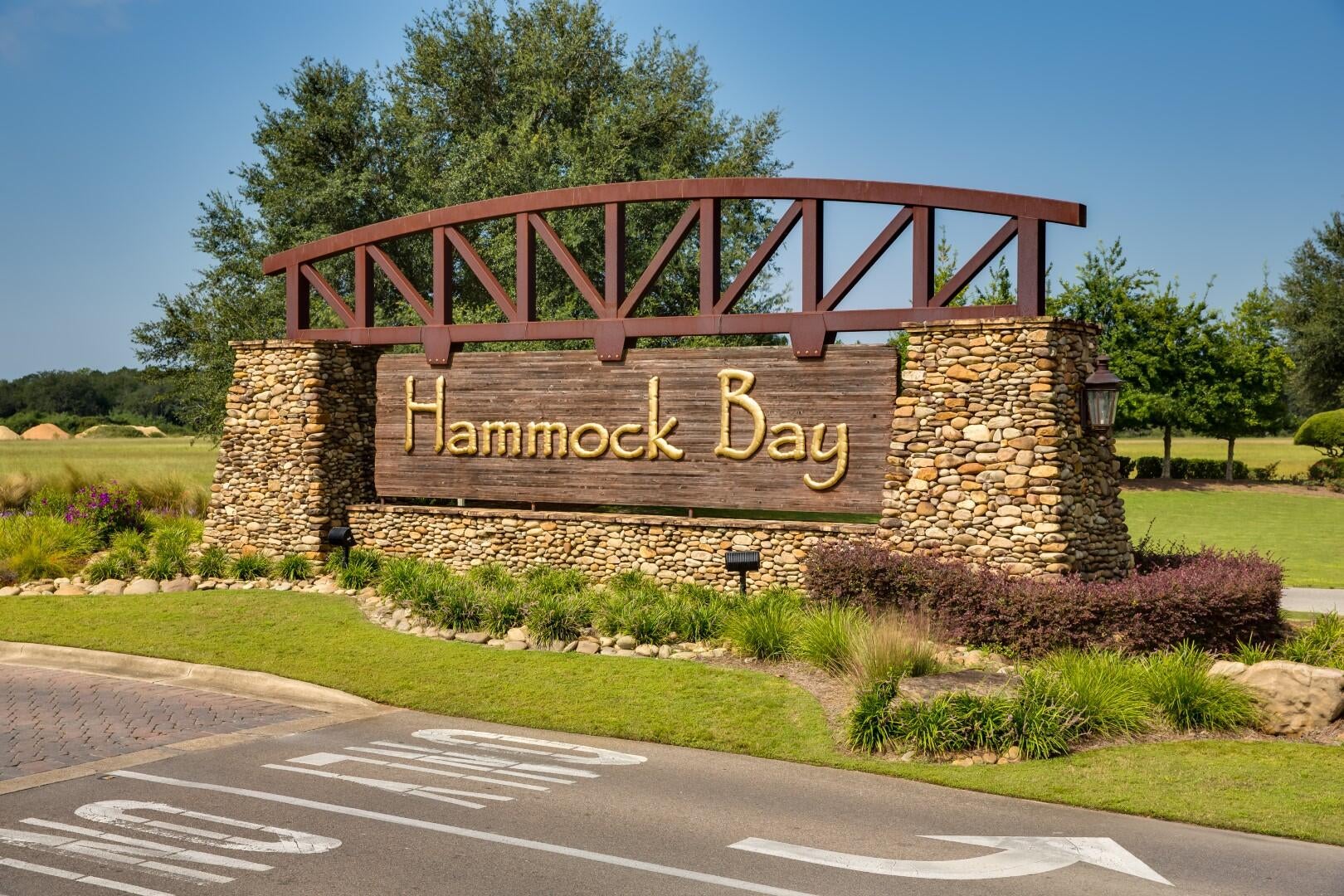 HAMMOCK BAY - Residential