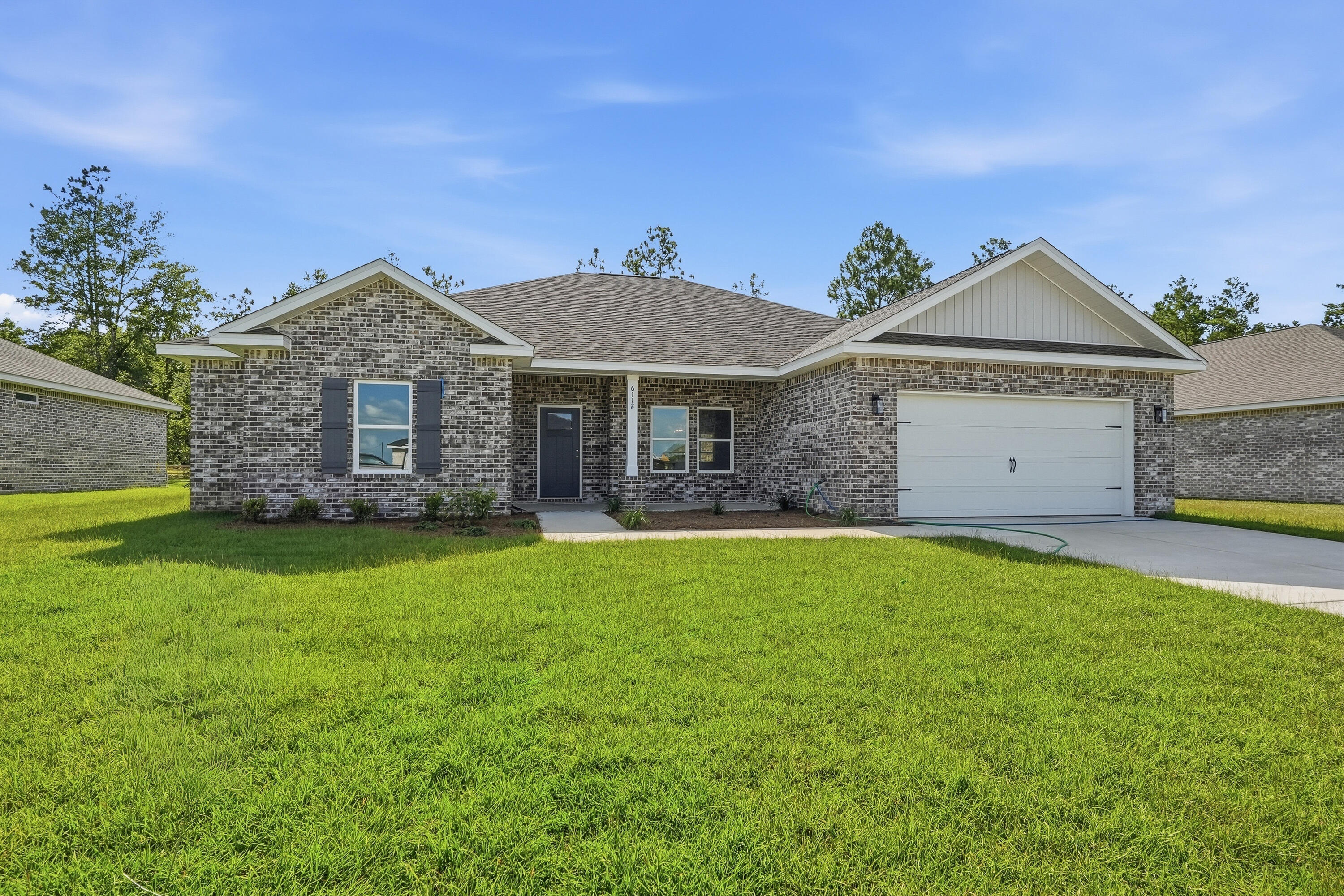 SOUTHERN CHARM - Residential
