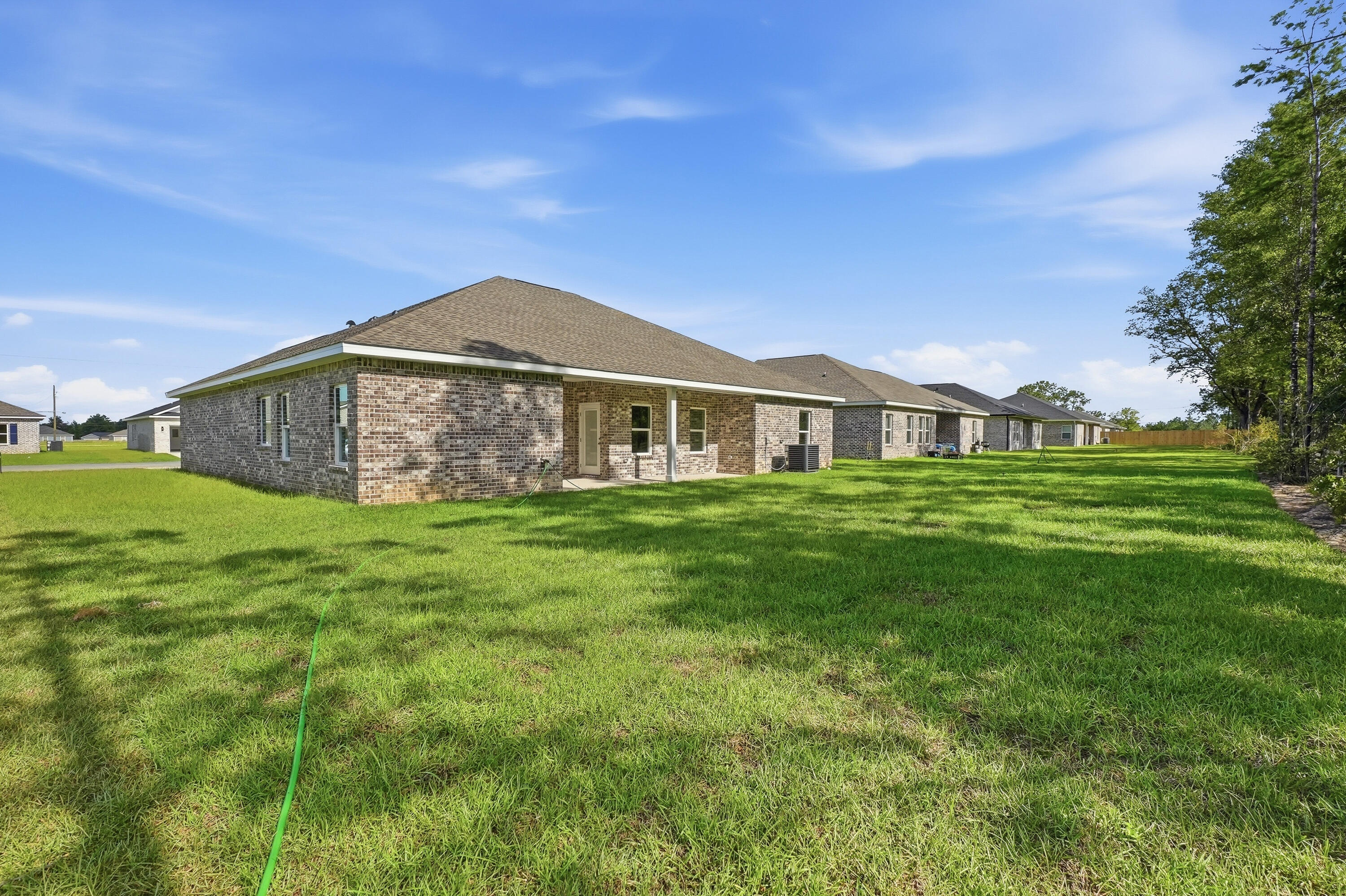 SOUTHERN CHARM - Residential